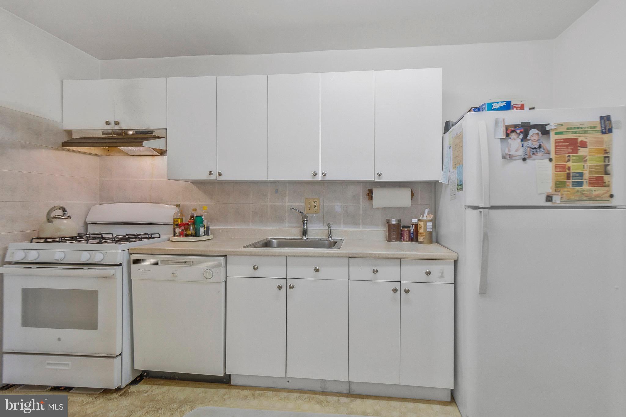 BETHESDA PARK - Residential