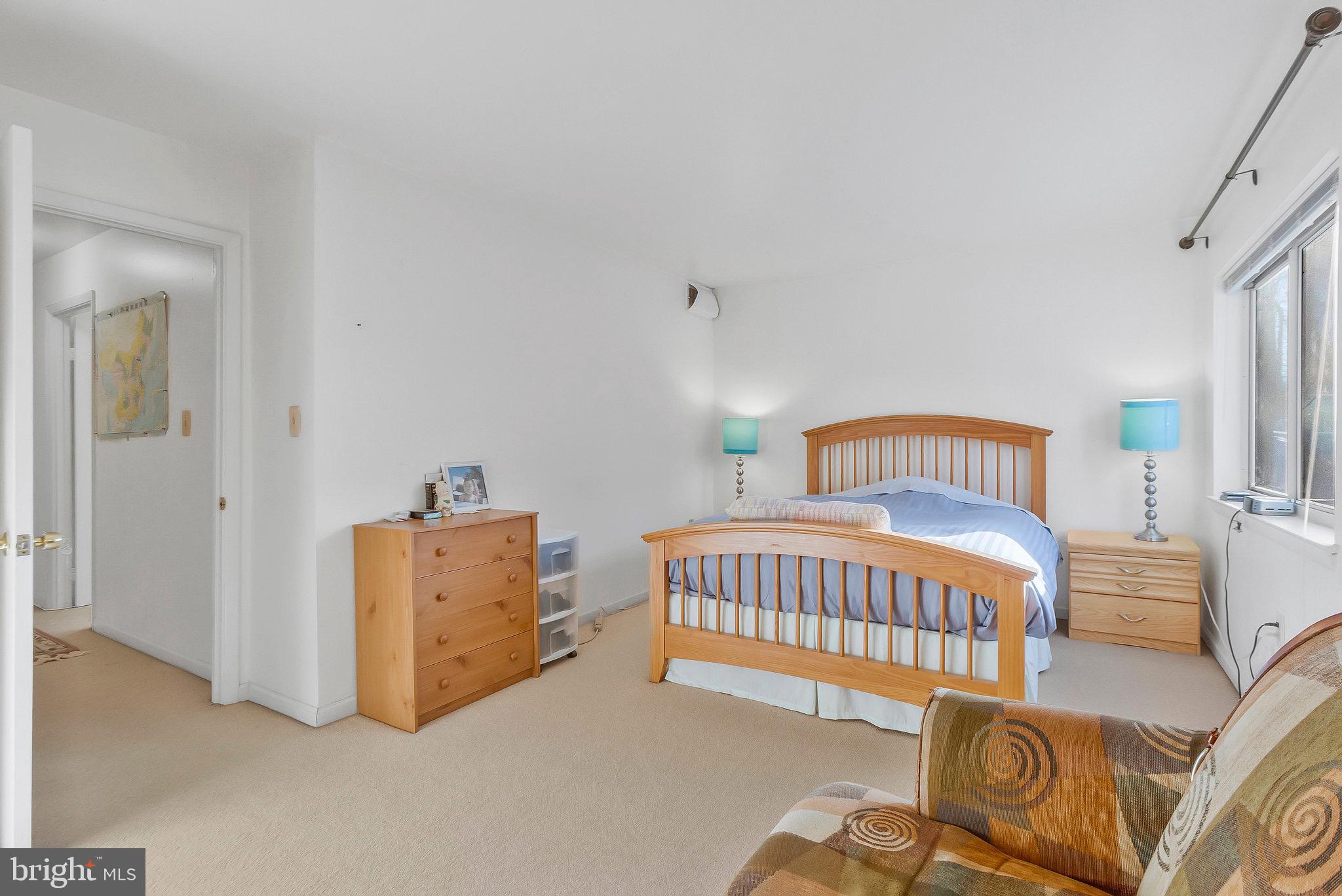 BETHESDA PARK - Residential