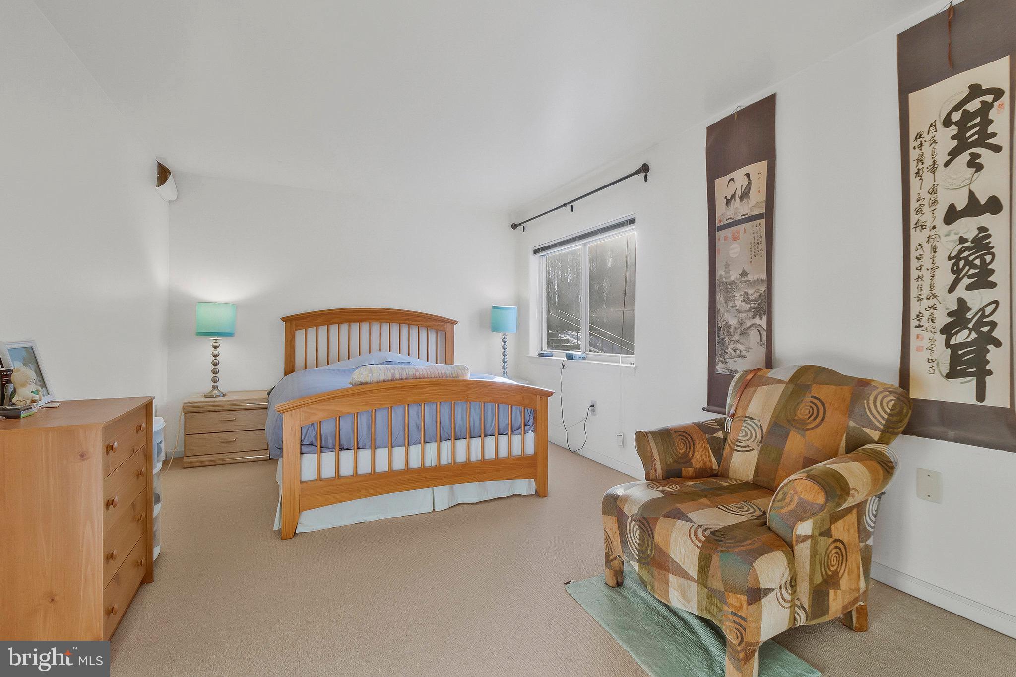 BETHESDA PARK - Residential