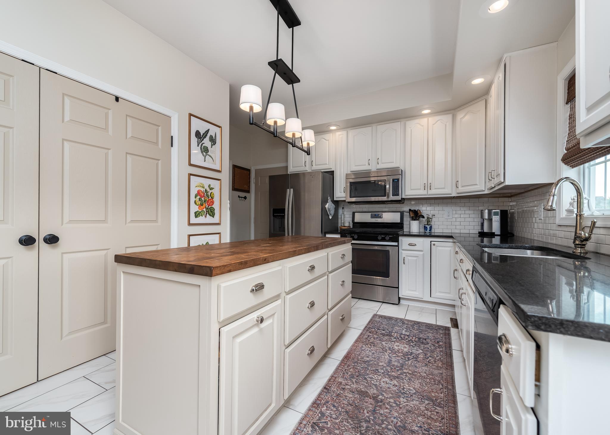 FOXLEIGH MEADOWS - Residential