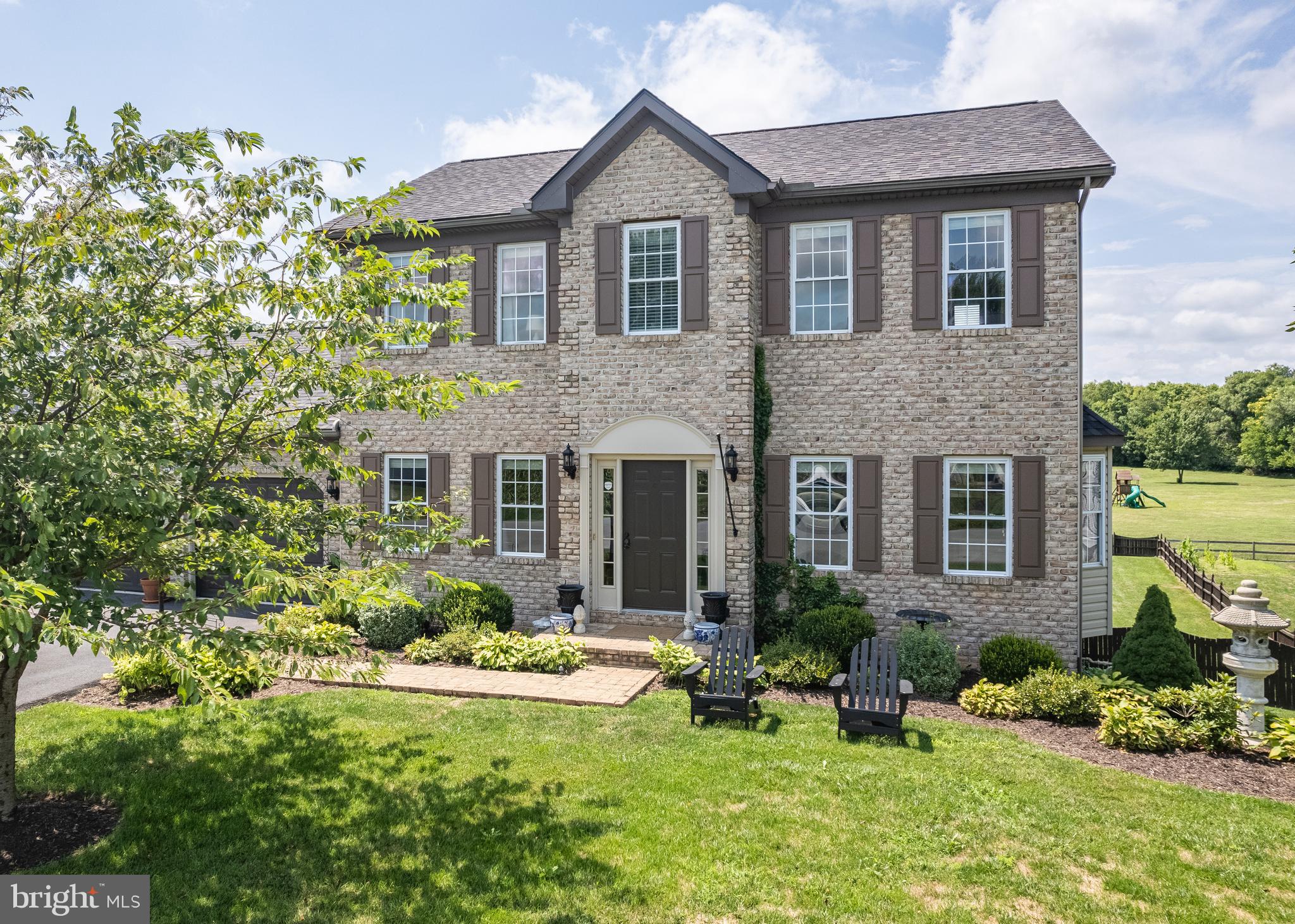 FOXLEIGH MEADOWS - Residential