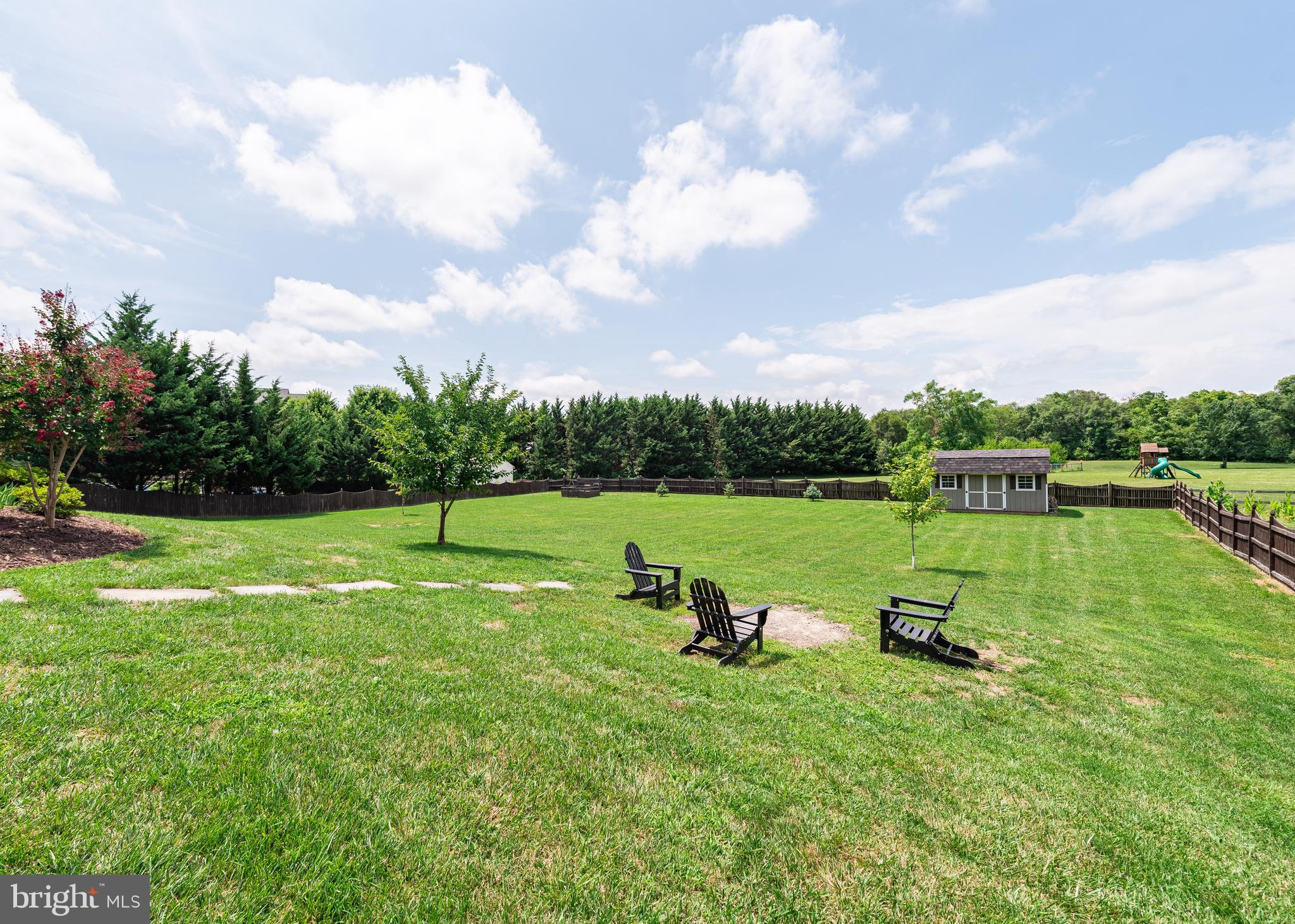 FOXLEIGH MEADOWS - Residential