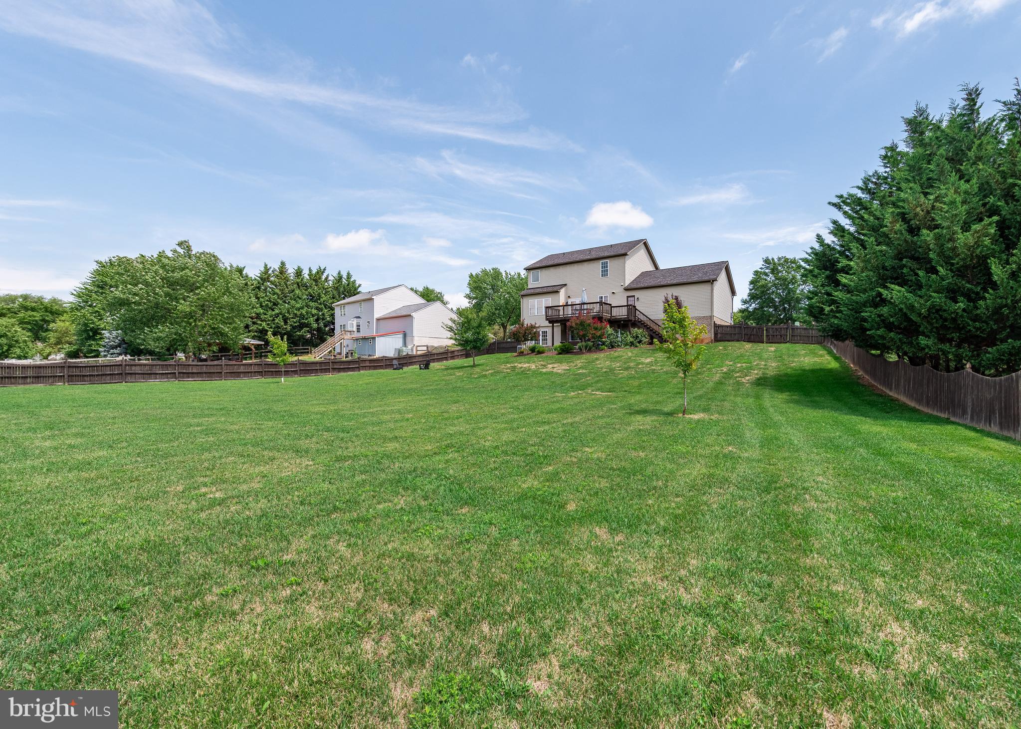 FOXLEIGH MEADOWS - Residential