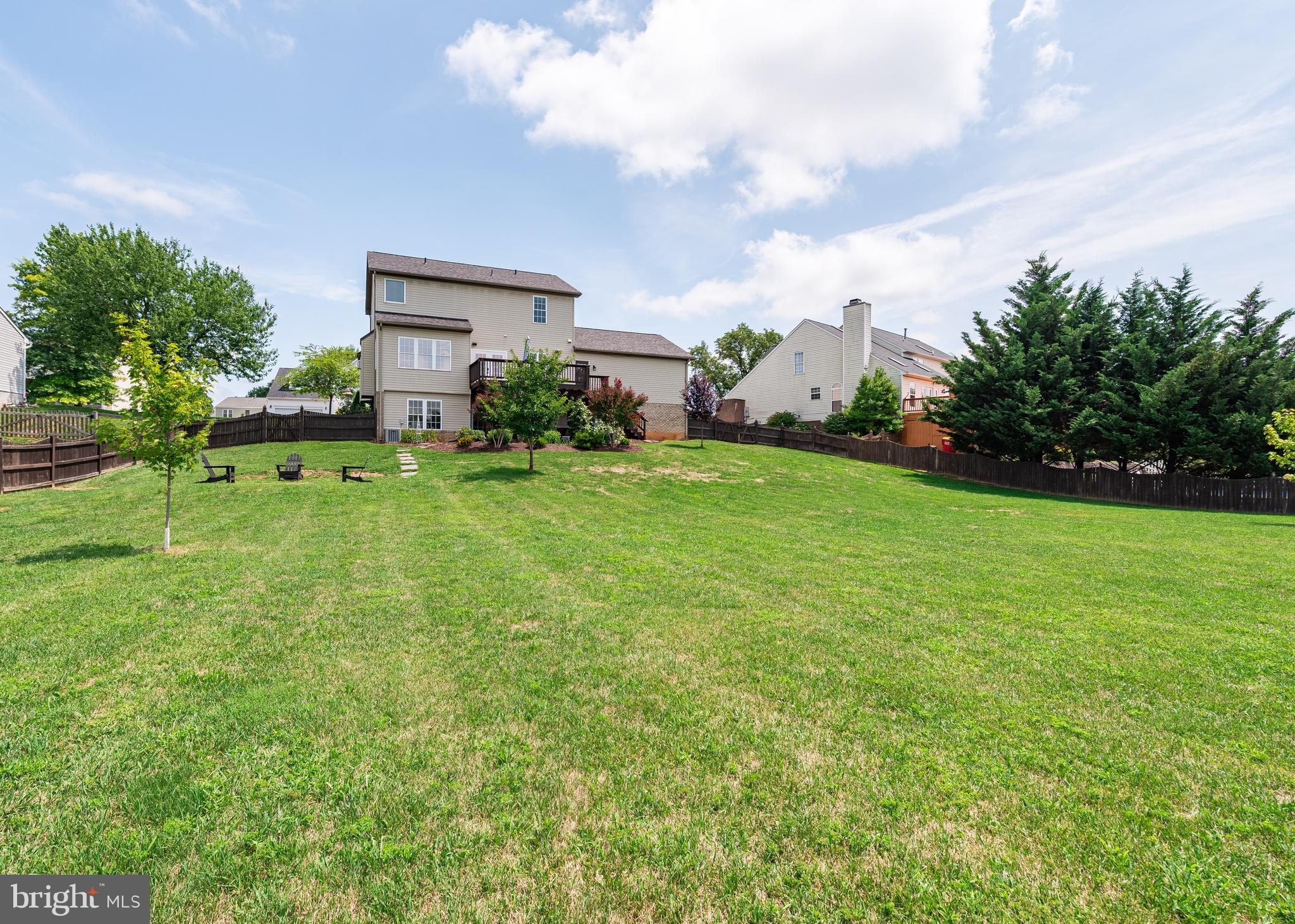 FOXLEIGH MEADOWS - Residential