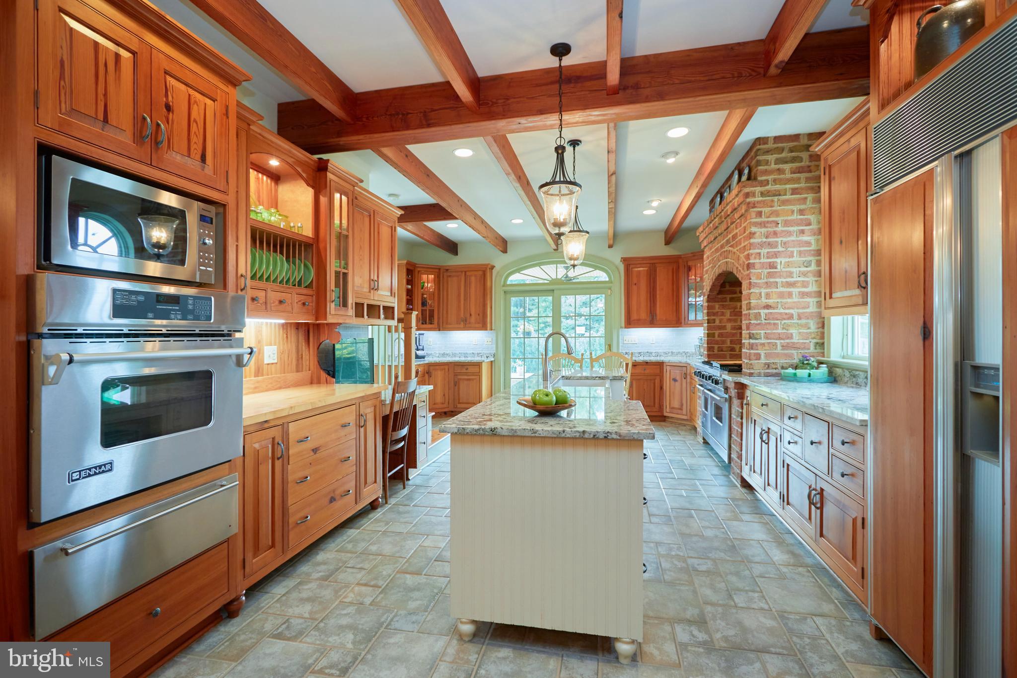 35175 SNICKERSVILLE TURNPIKE