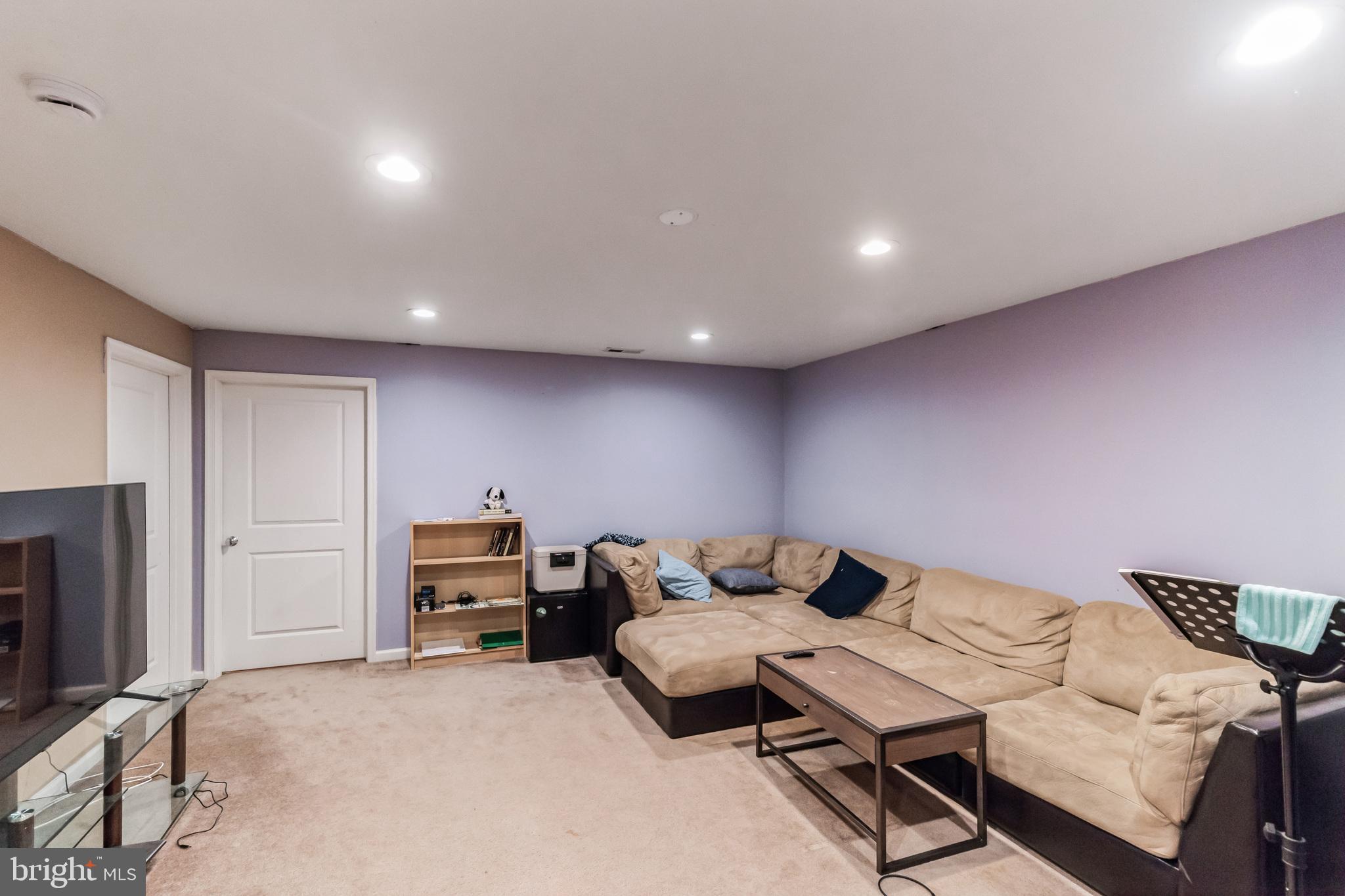 MEADOWS AT MORRIS FARM - Residential