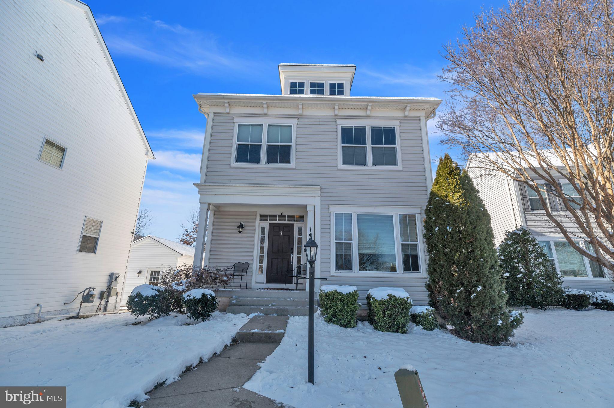 MEADOWS AT MORRIS FARM - Residential