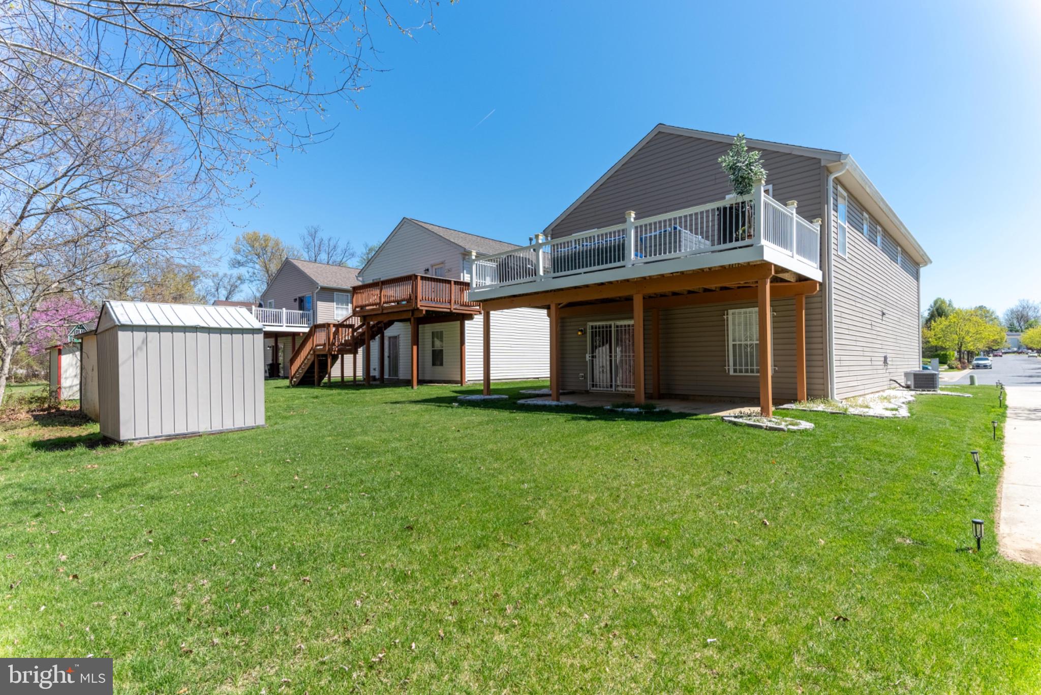 ROLLING OAKS - Residential