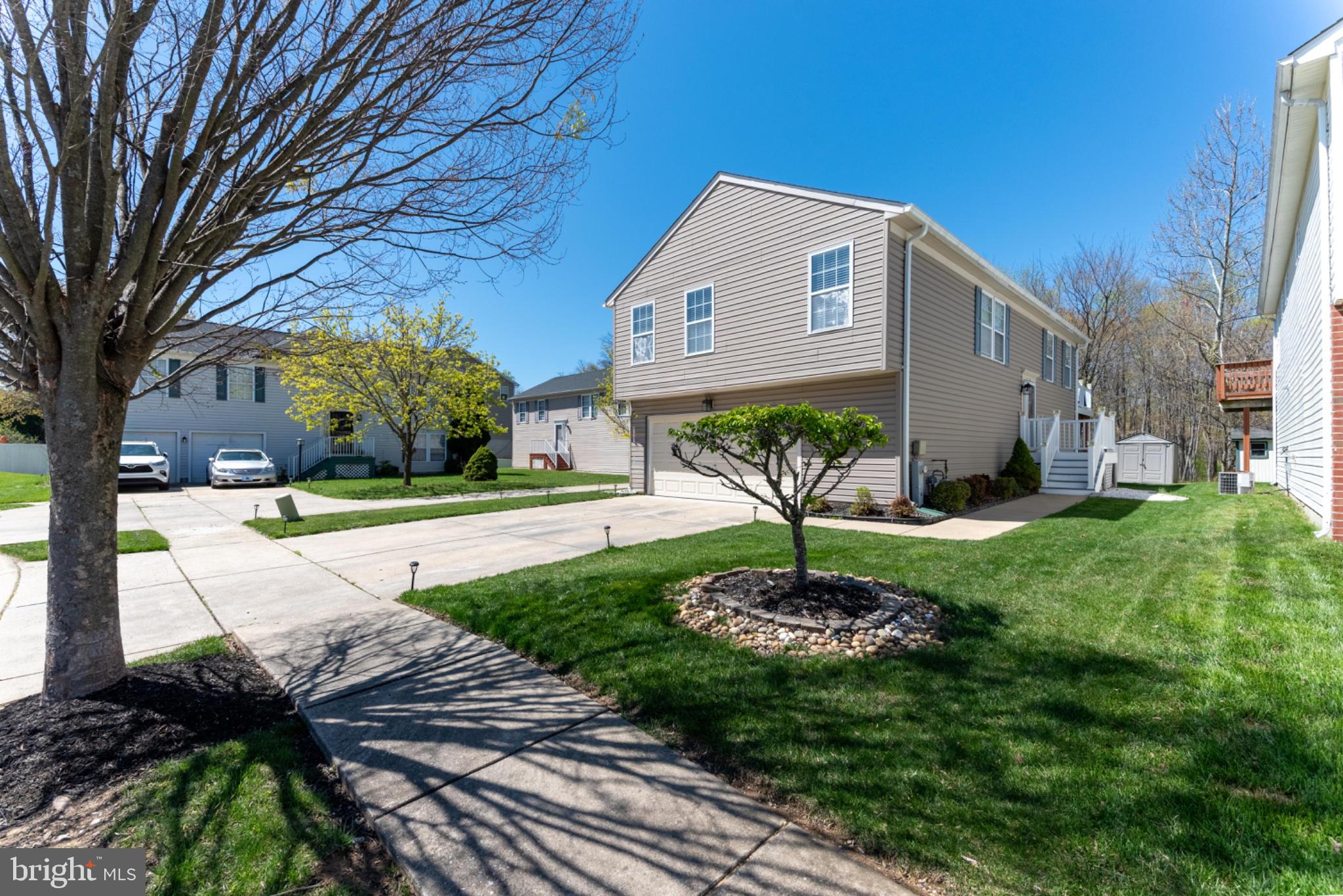ROLLING OAKS - Residential
