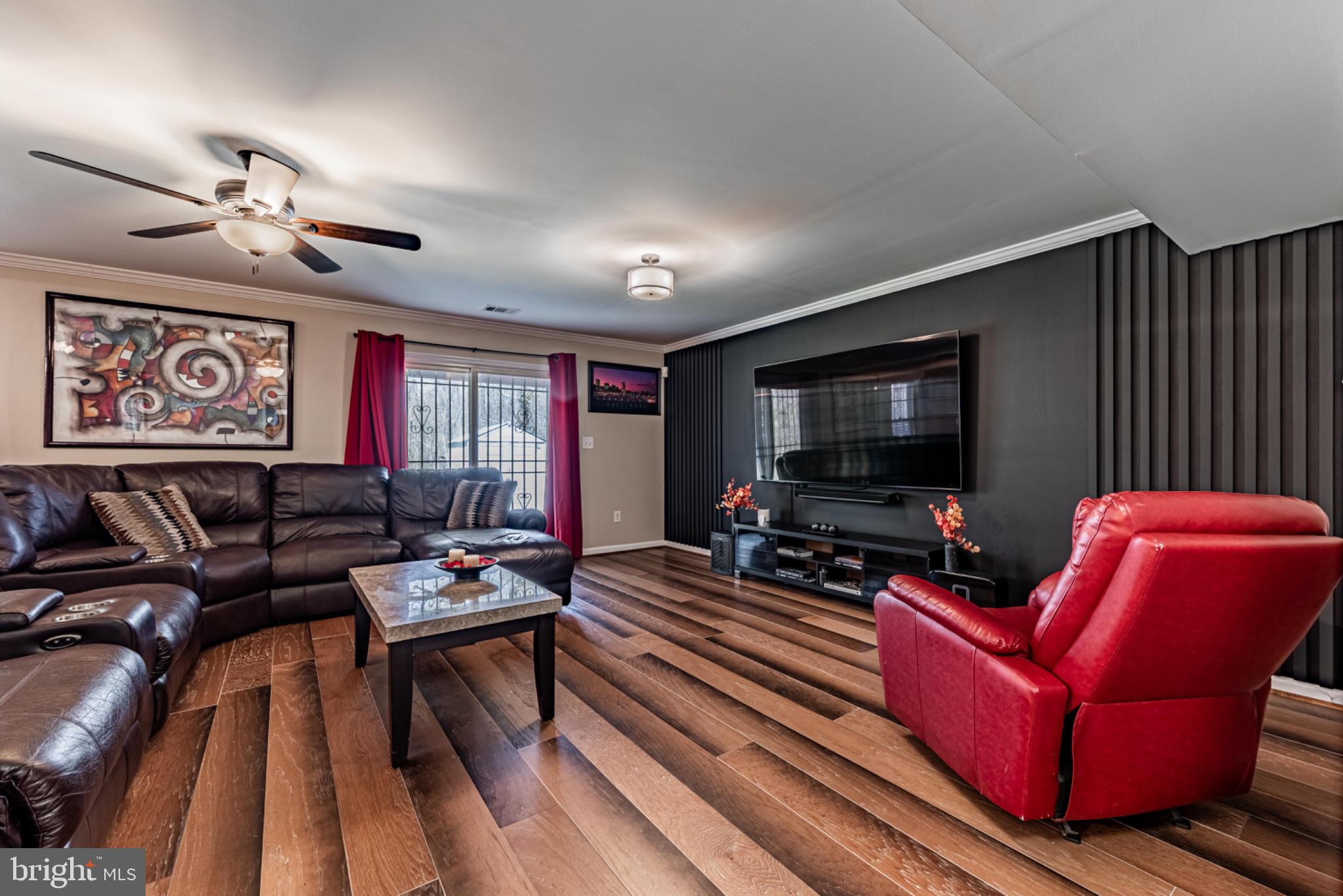 ROLLING OAKS - Residential