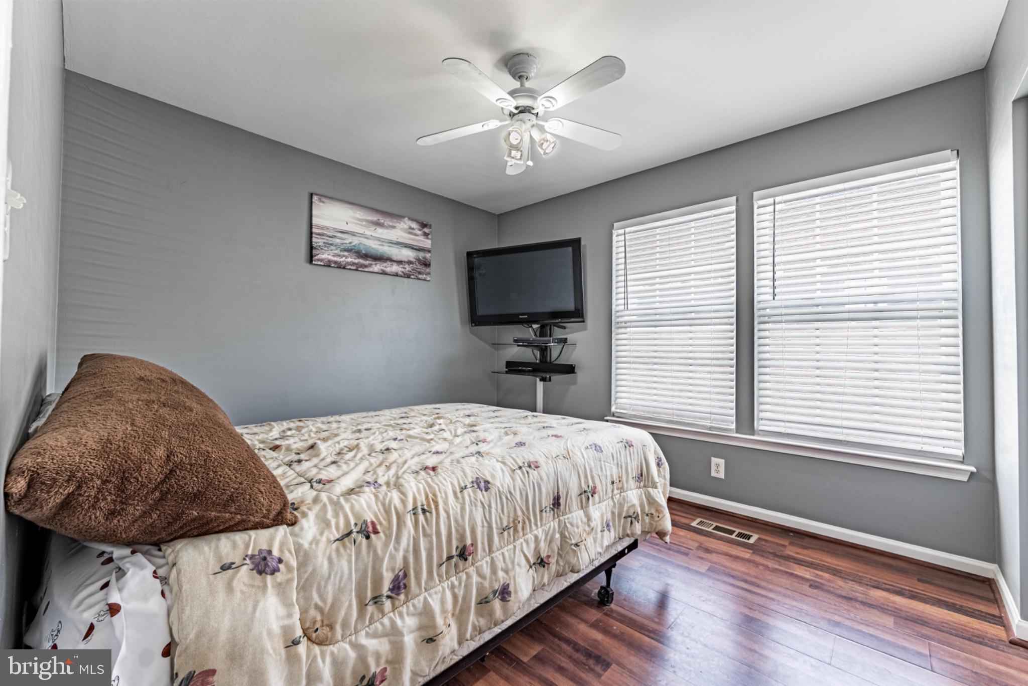 ROLLING OAKS - Residential