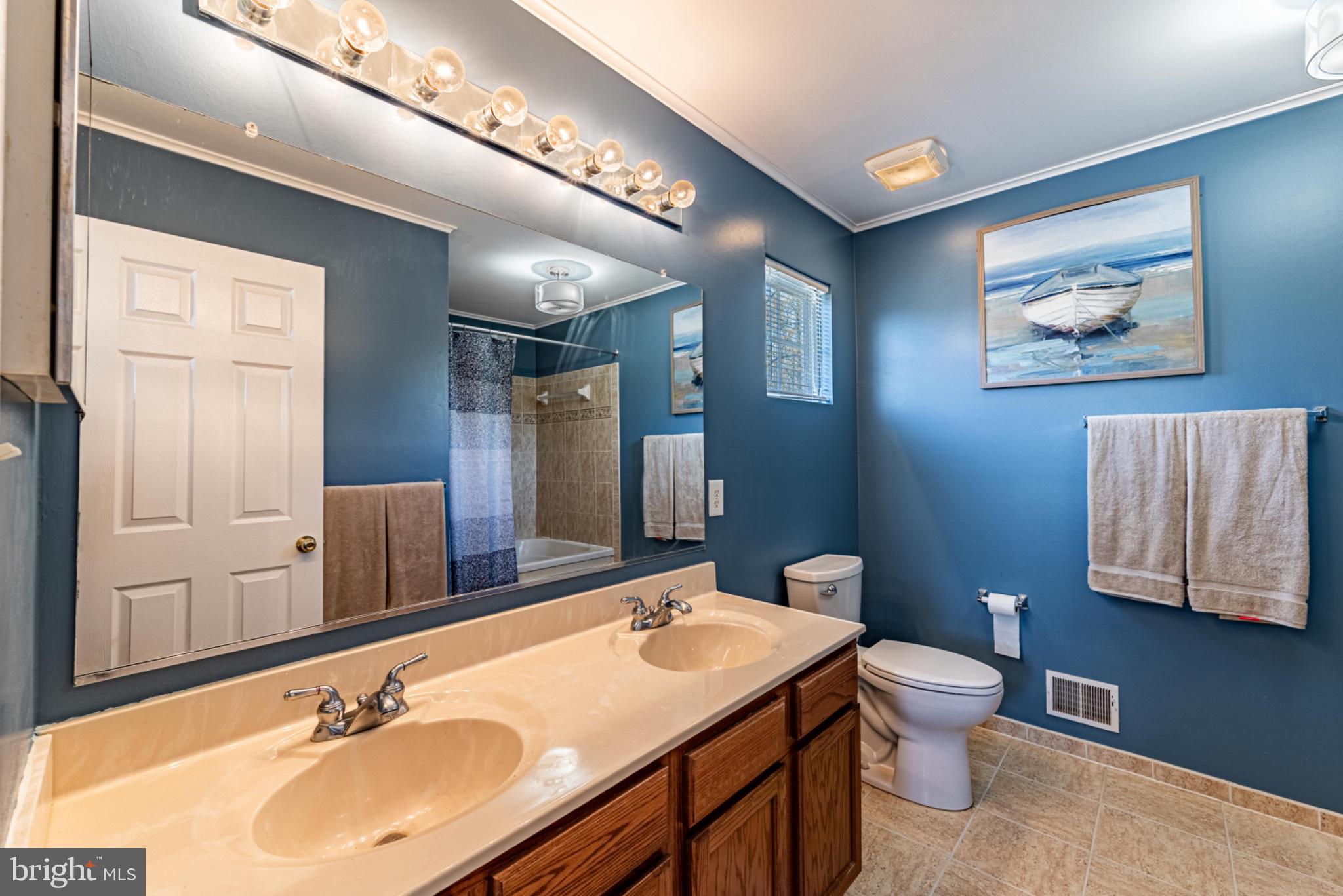 ROLLING OAKS - Residential