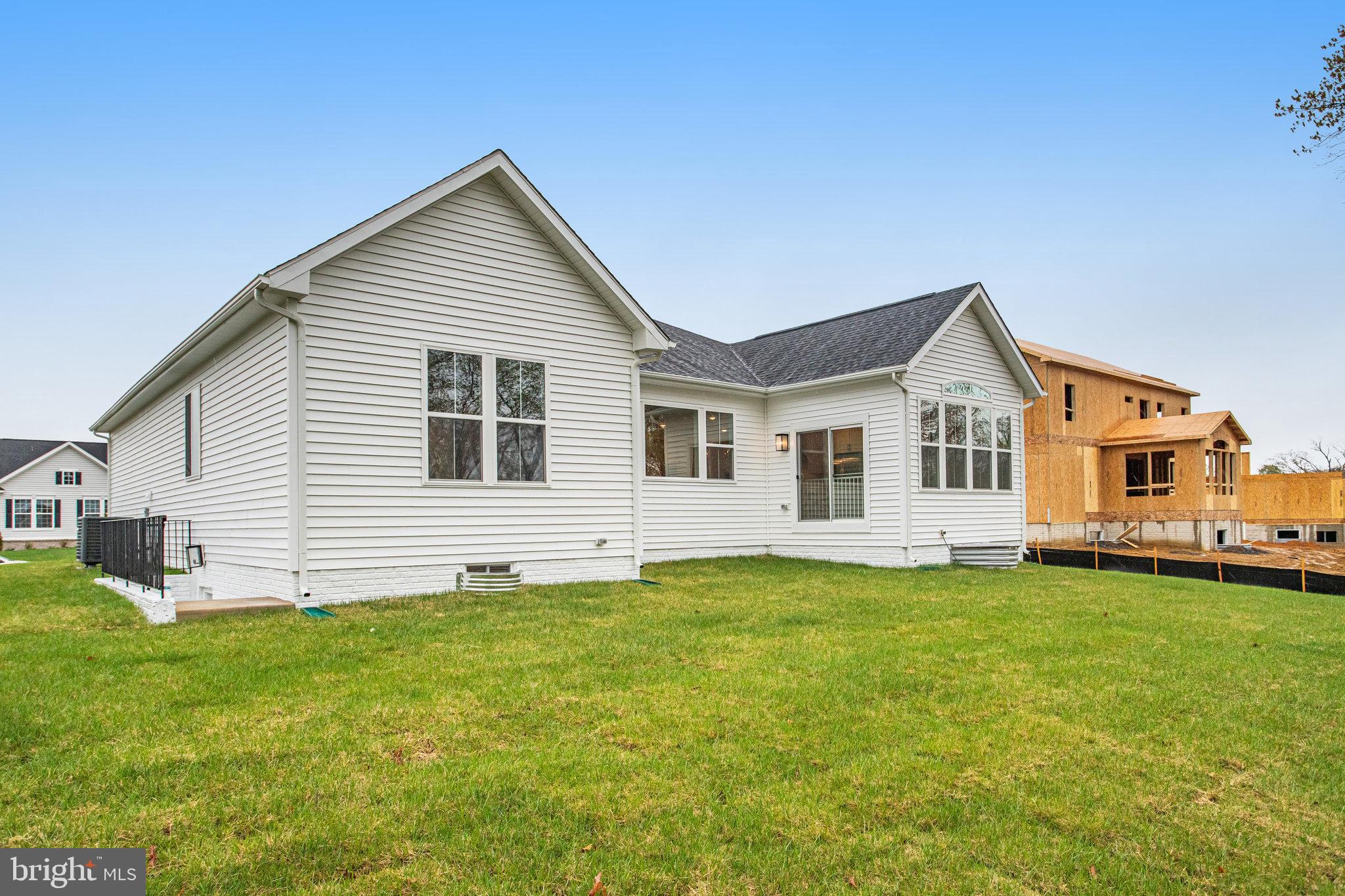 WHITE OAK - Residential