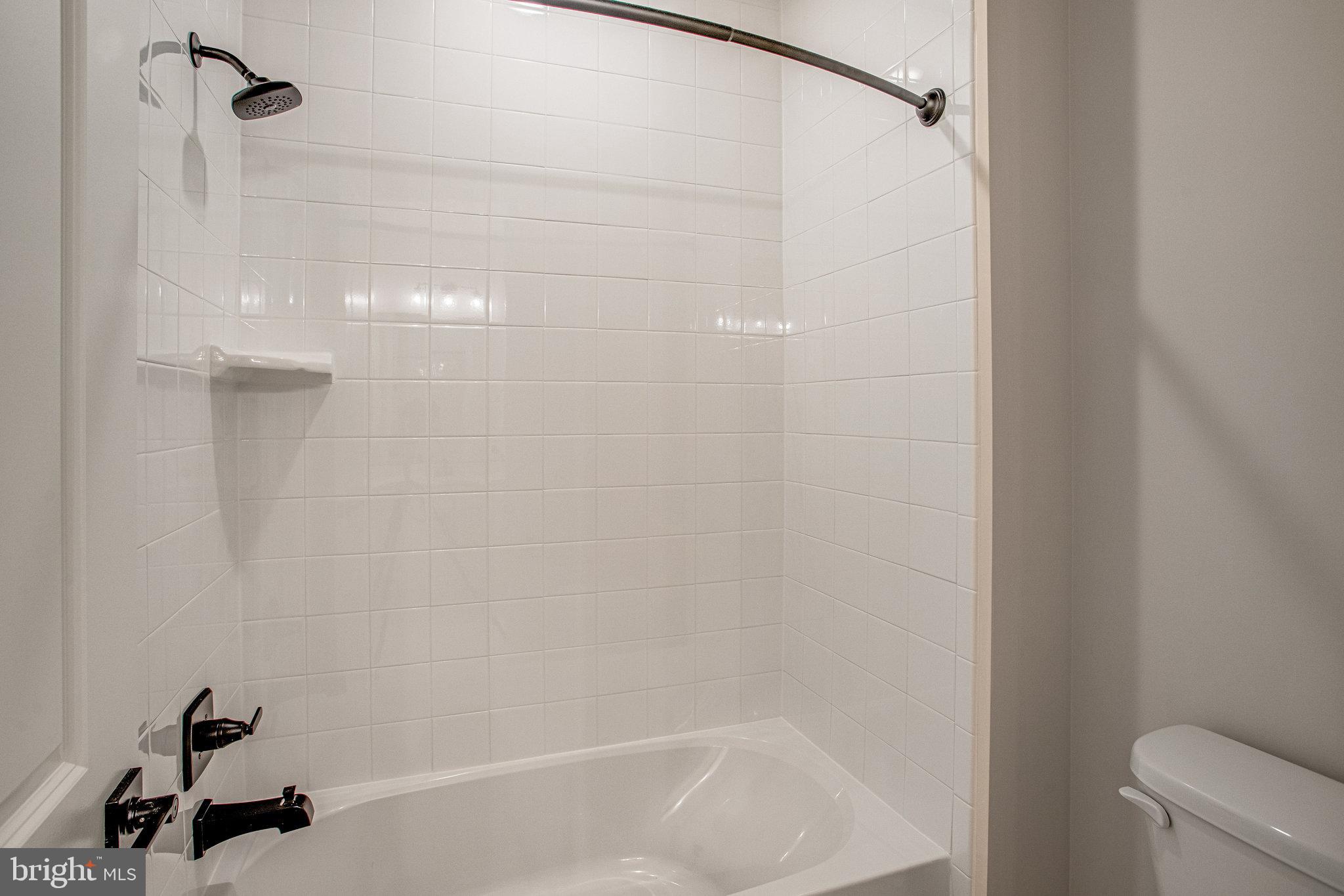 WHITE OAK - Residential