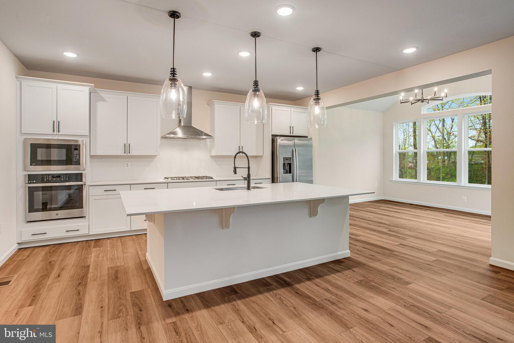 WHITE OAK - Residential