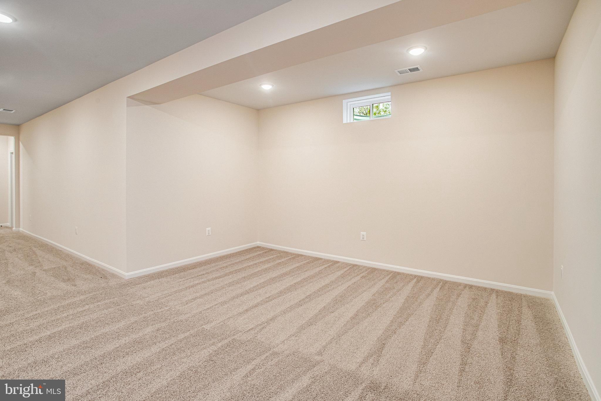 WHITE OAK - Residential