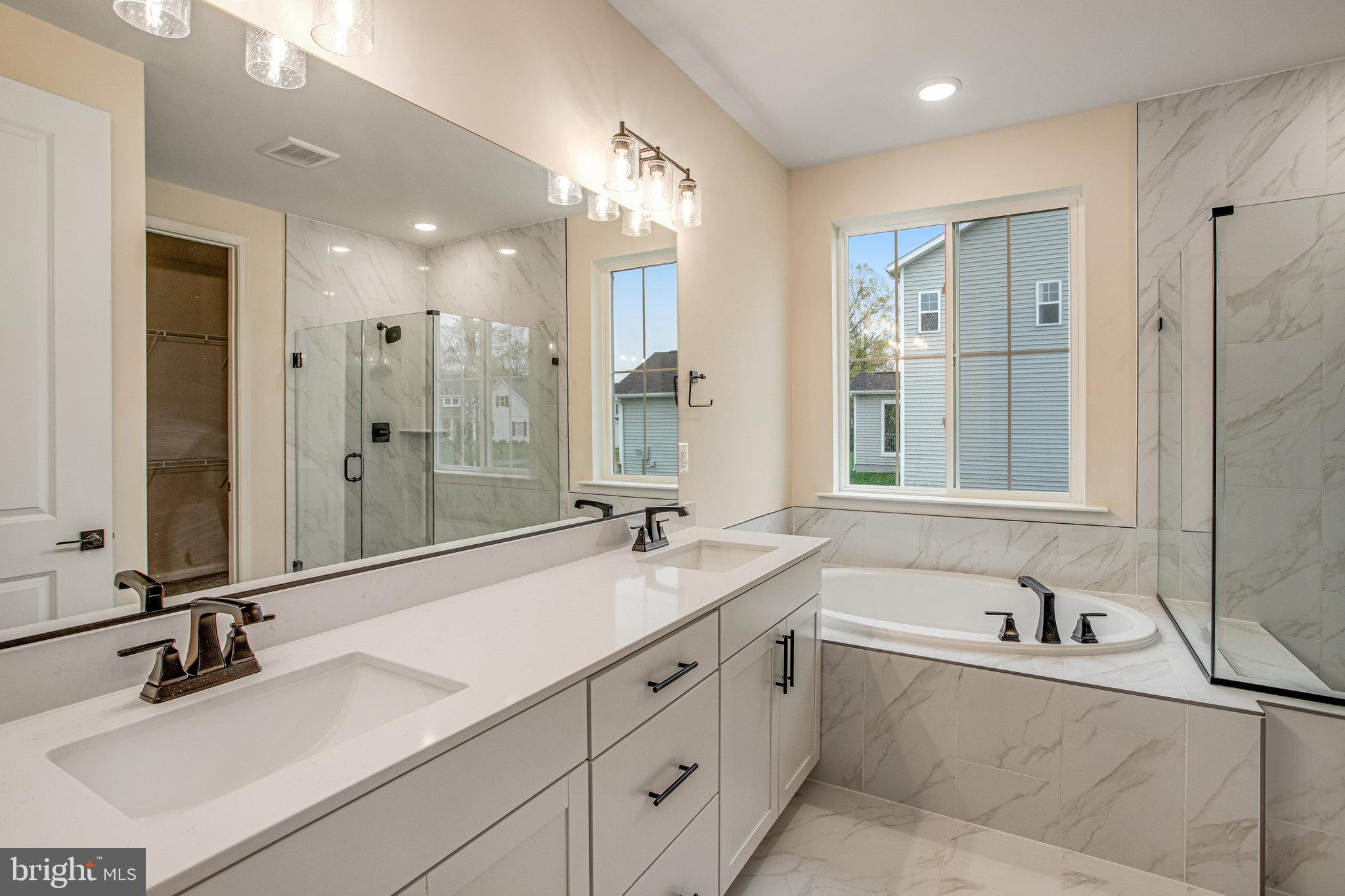 WHITE OAK - Residential