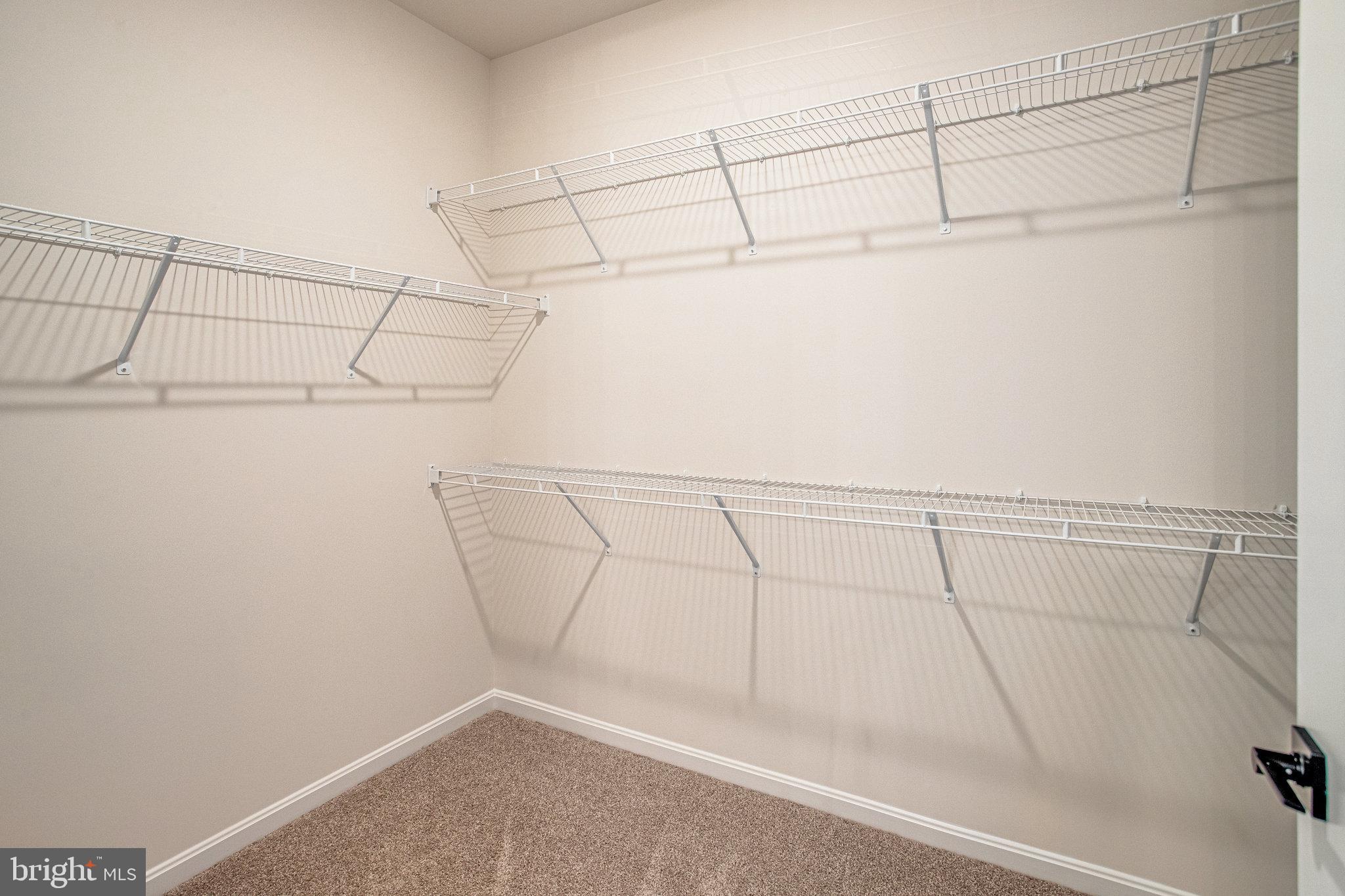 WHITE OAK - Residential