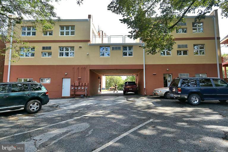 TAKOMA PARK - Commercial Lease