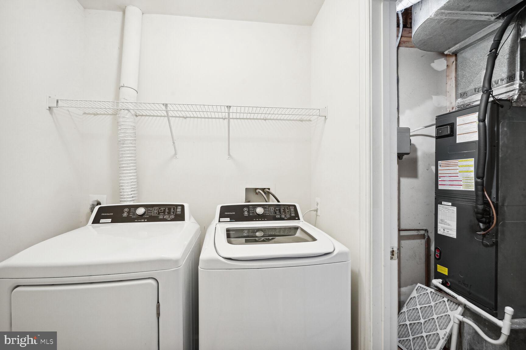 BLOOMS MILL - Residential Lease