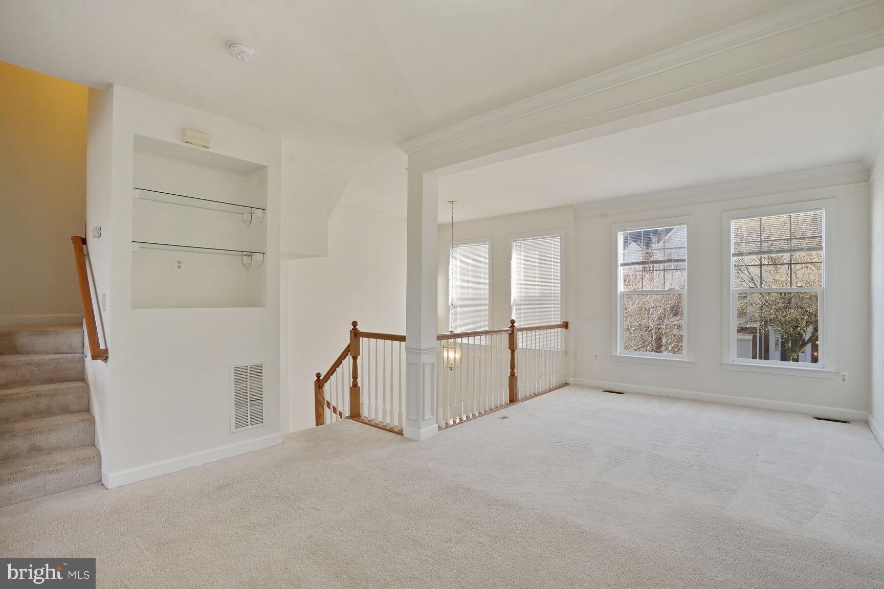 BLOOMS MILL - Residential Lease