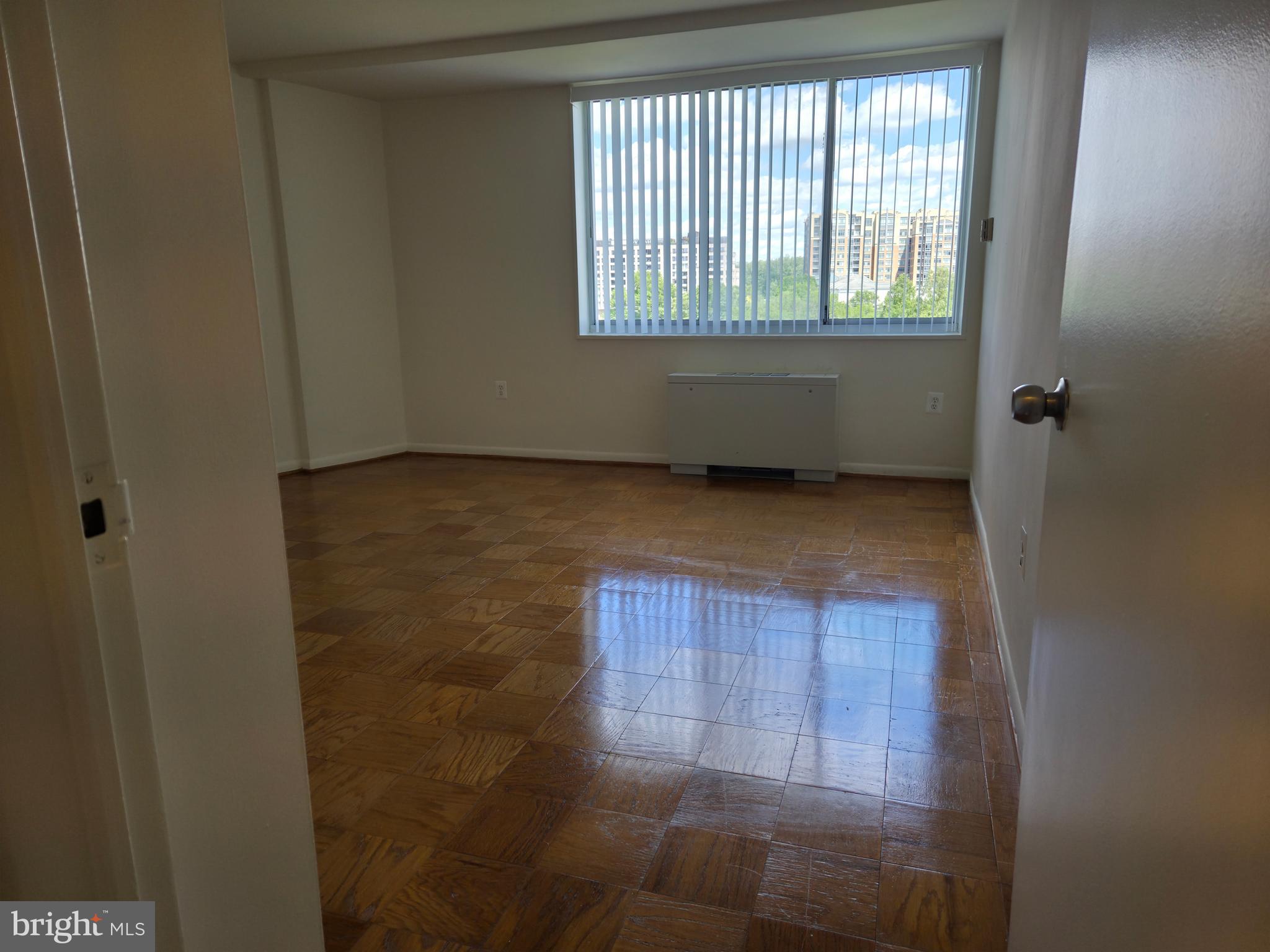 GROSVENOR PARK - Residential Lease