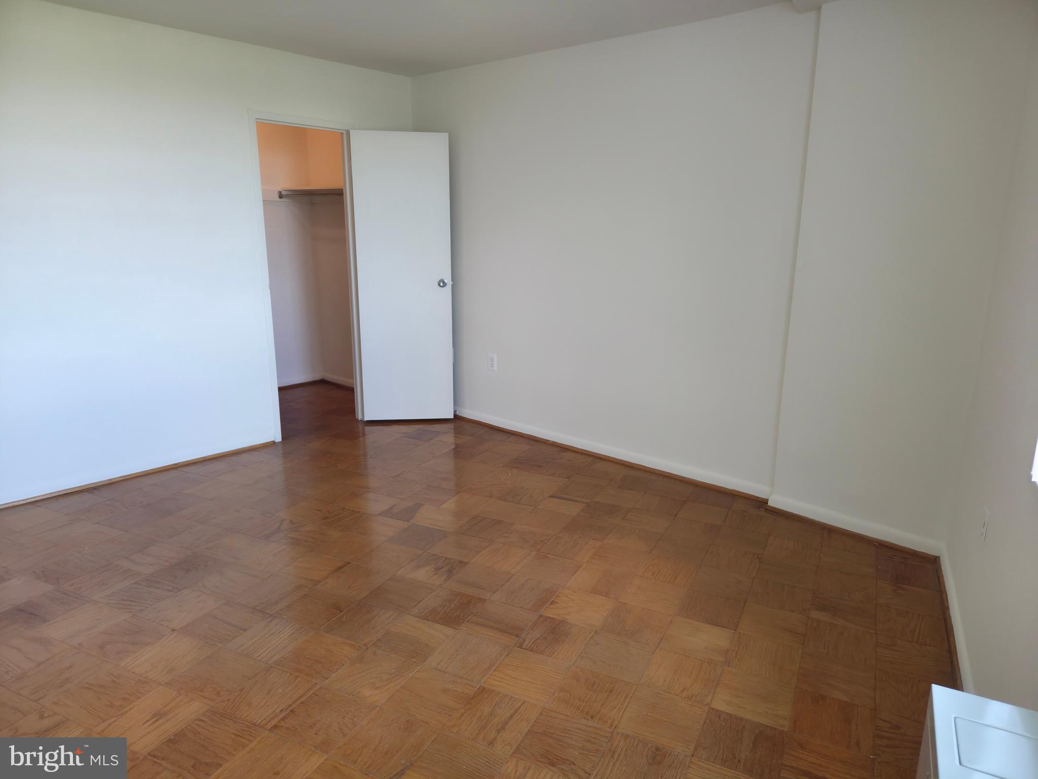 GROSVENOR PARK - Residential Lease