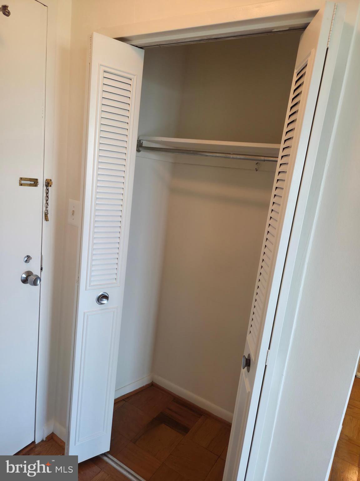 GROSVENOR PARK - Residential Lease