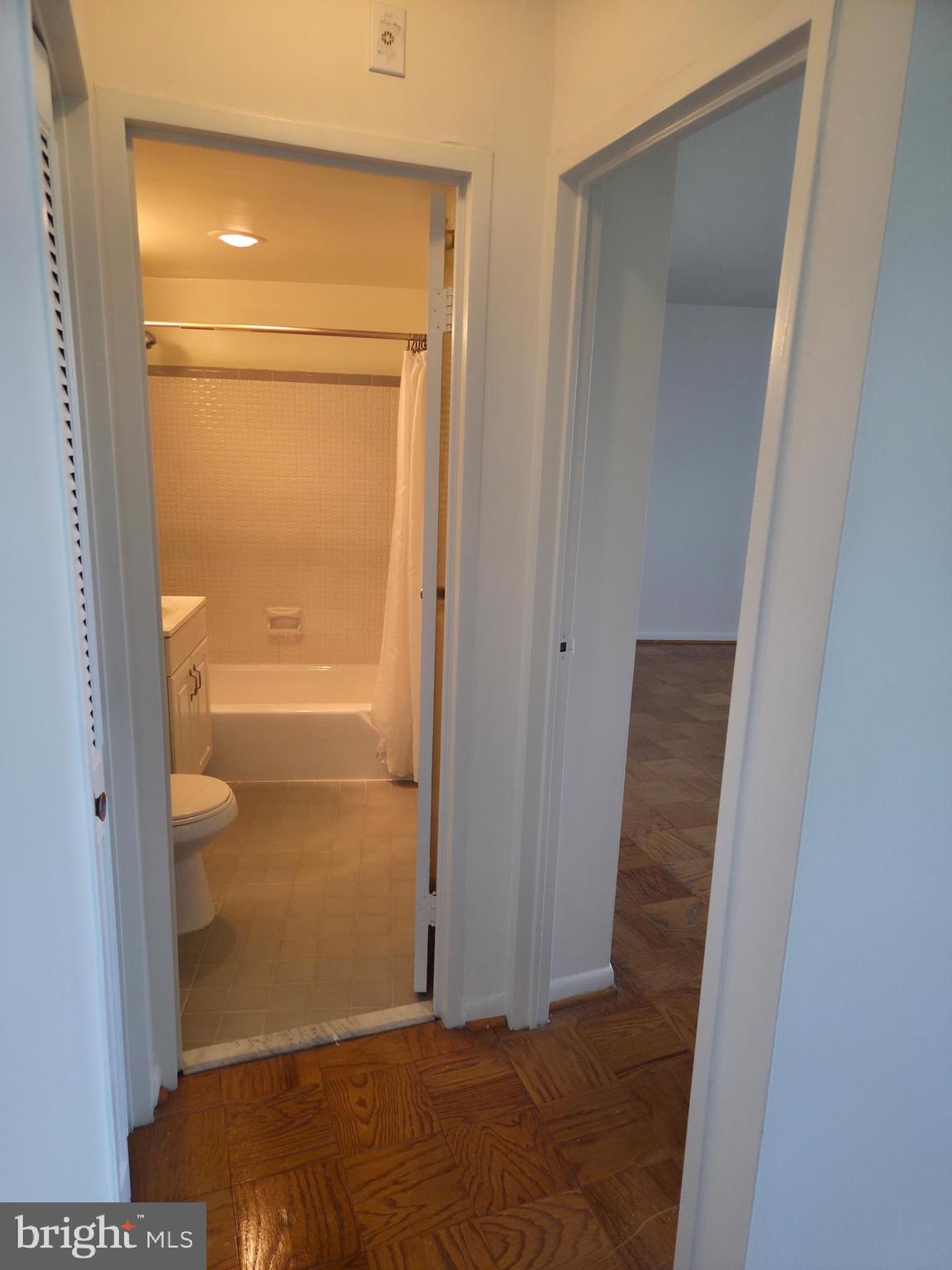 GROSVENOR PARK - Residential Lease