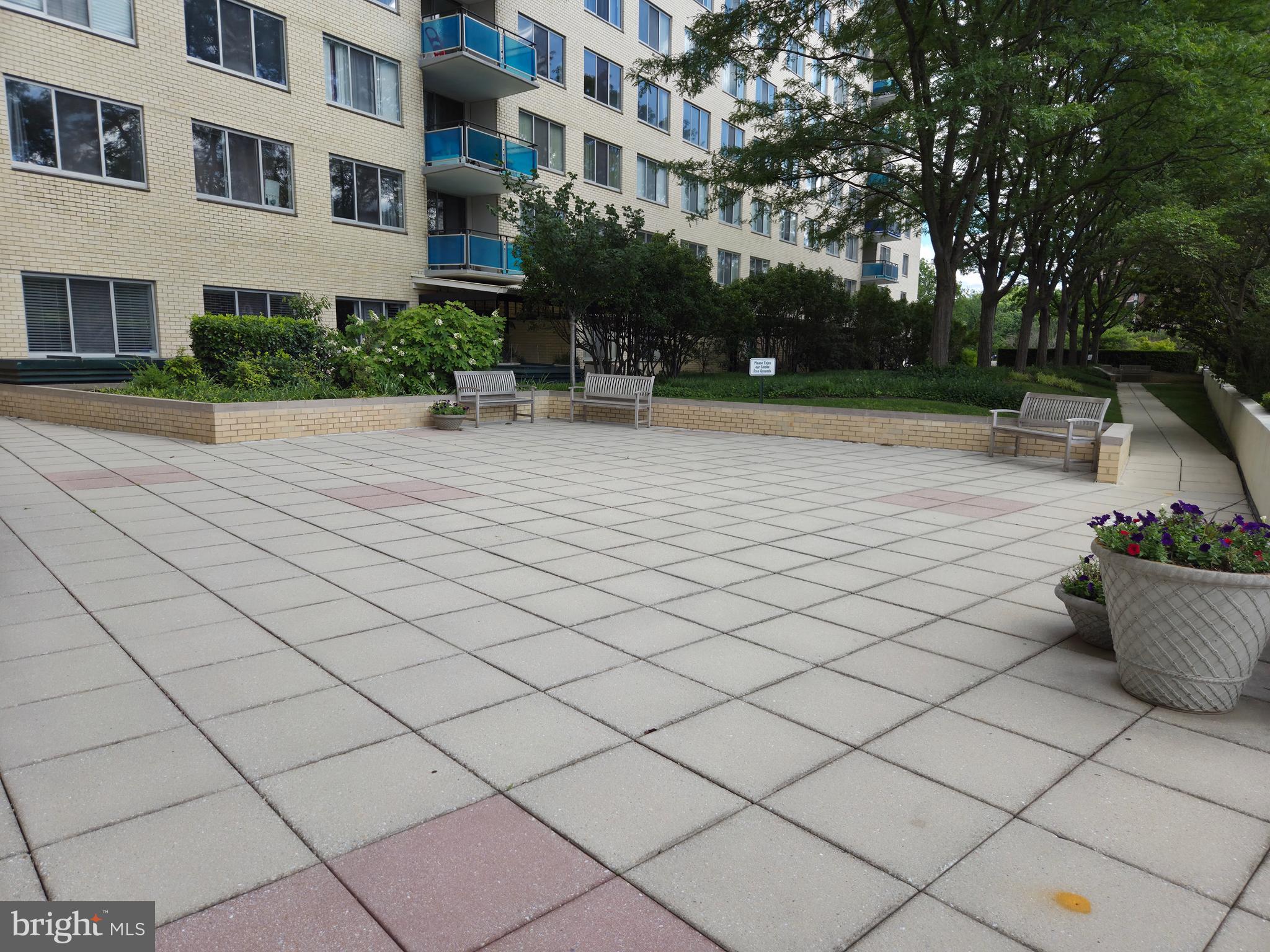 GROSVENOR PARK - Residential Lease