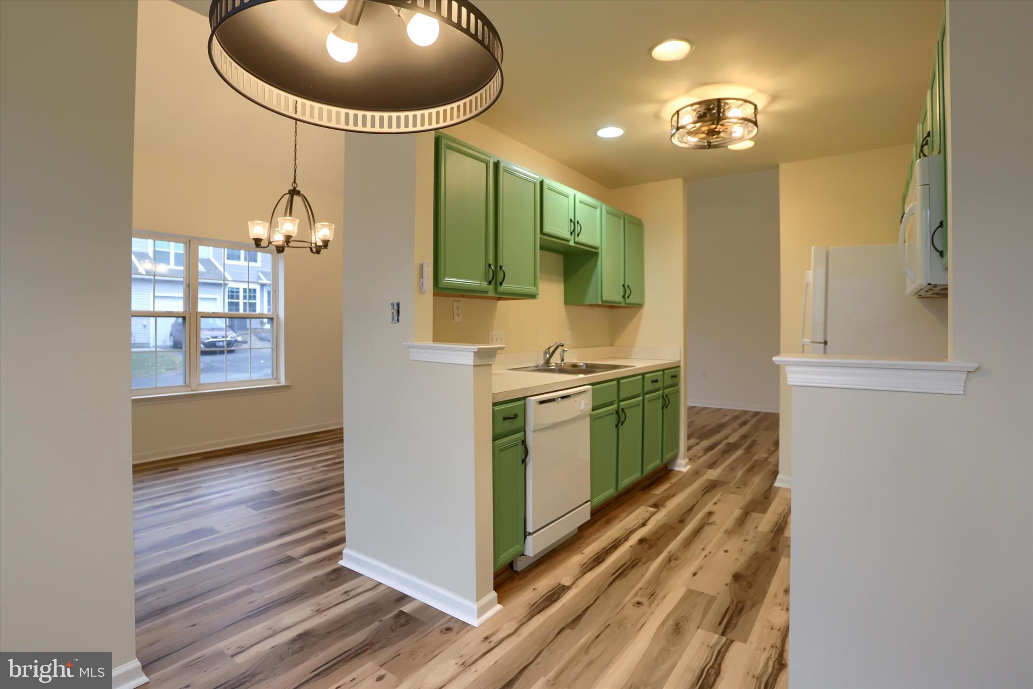 COURTYARDS OF CARLISLE - Residential