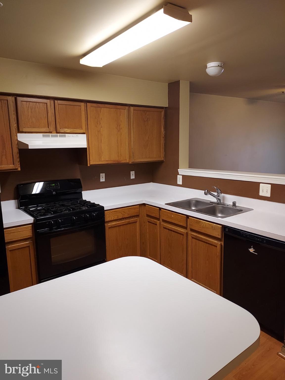 CLOVERLEAF COMMONS - Residential