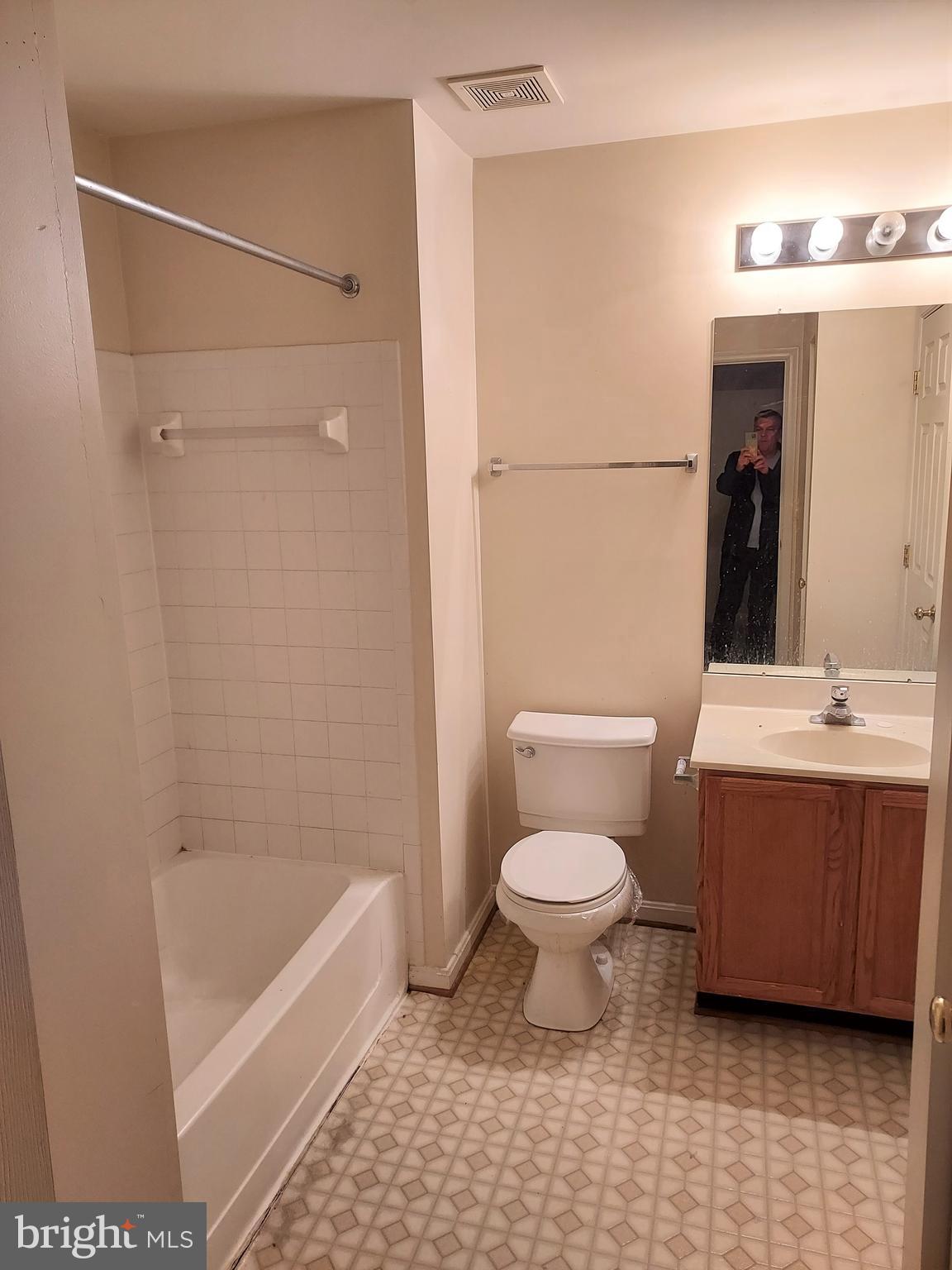 CLOVERLEAF COMMONS - Residential