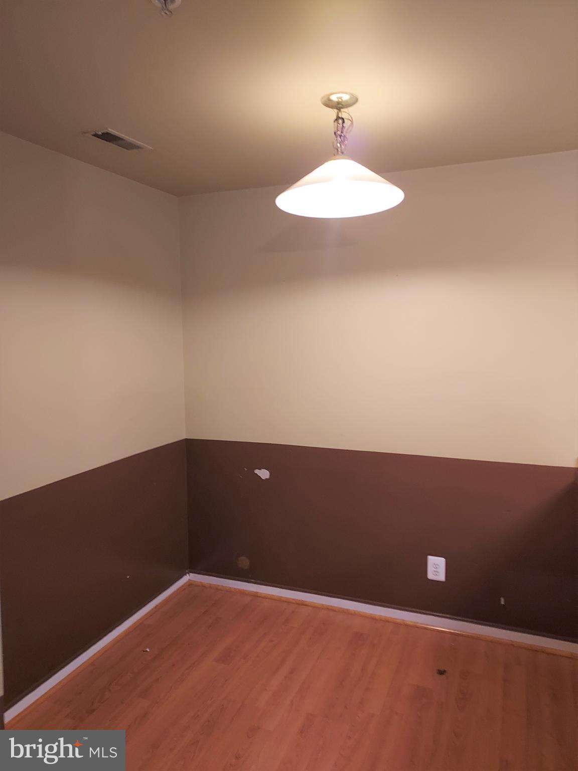 CLOVERLEAF COMMONS - Residential