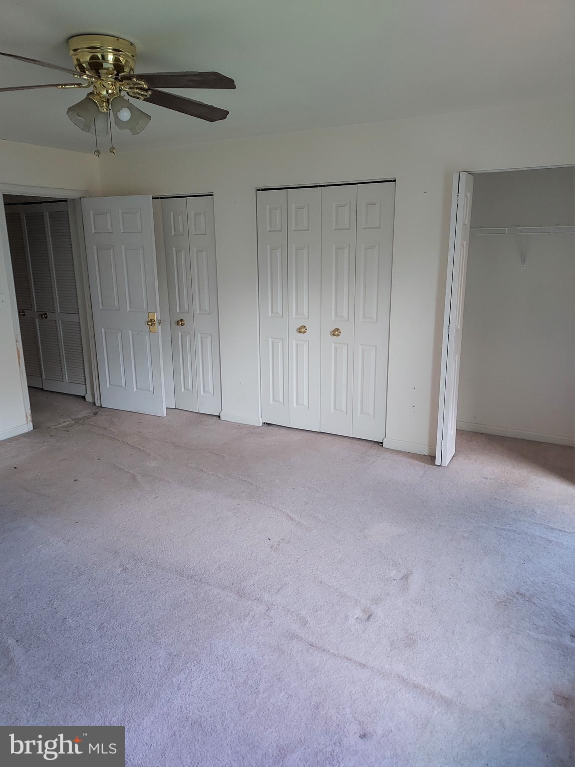 CLOVERLEAF COMMONS - Residential