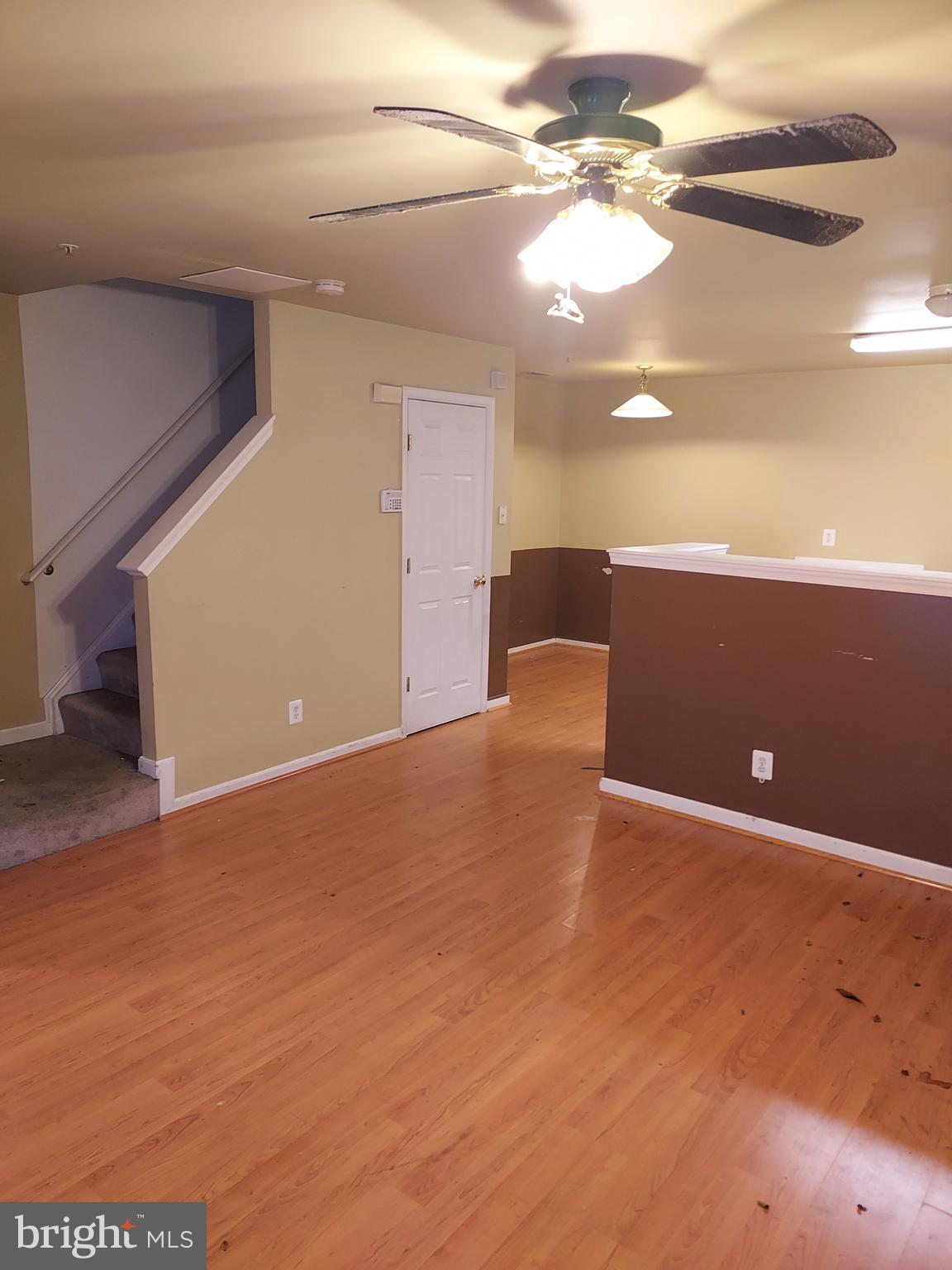 CLOVERLEAF COMMONS - Residential