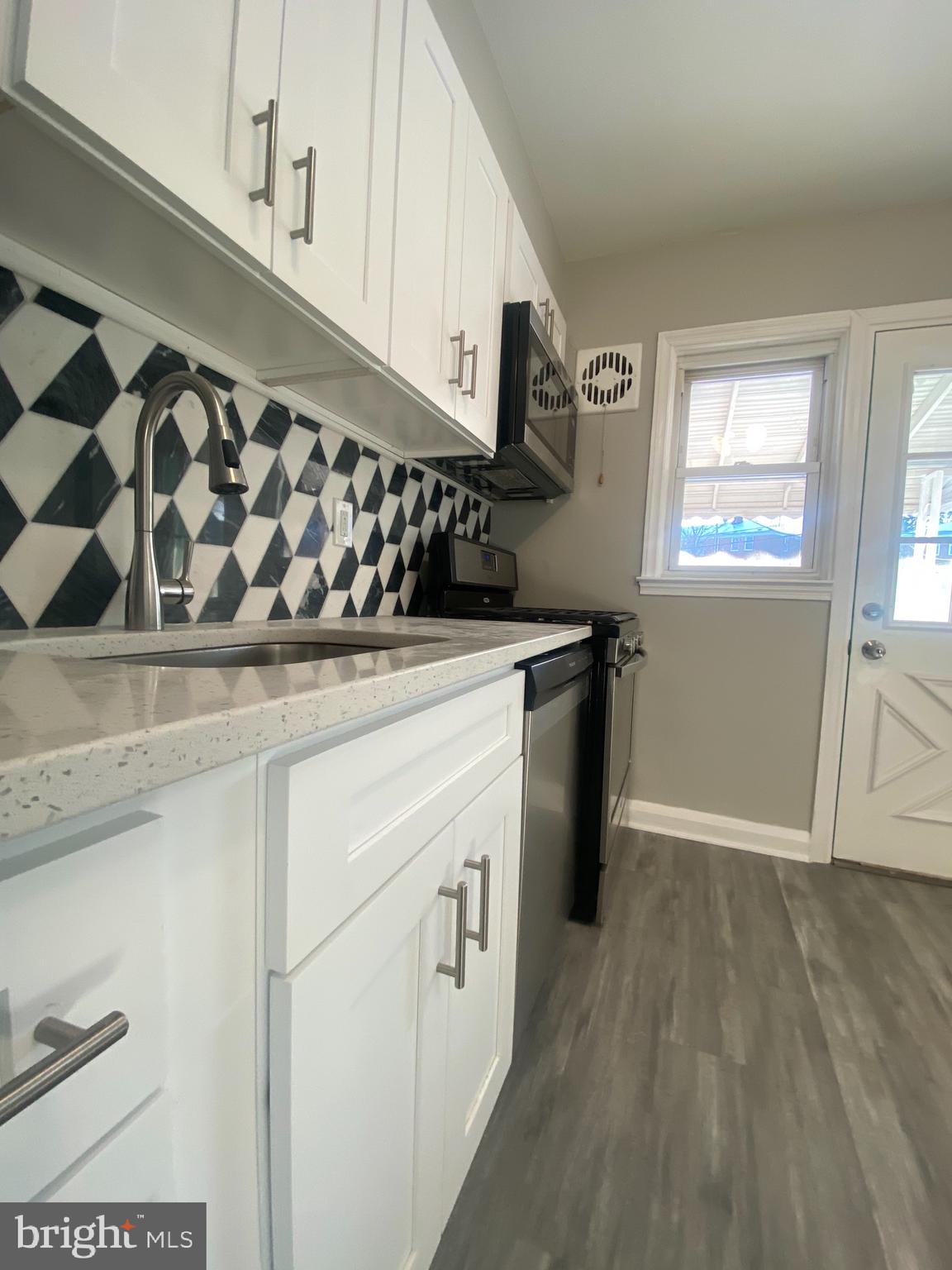 RIDGELEIGH - Residential