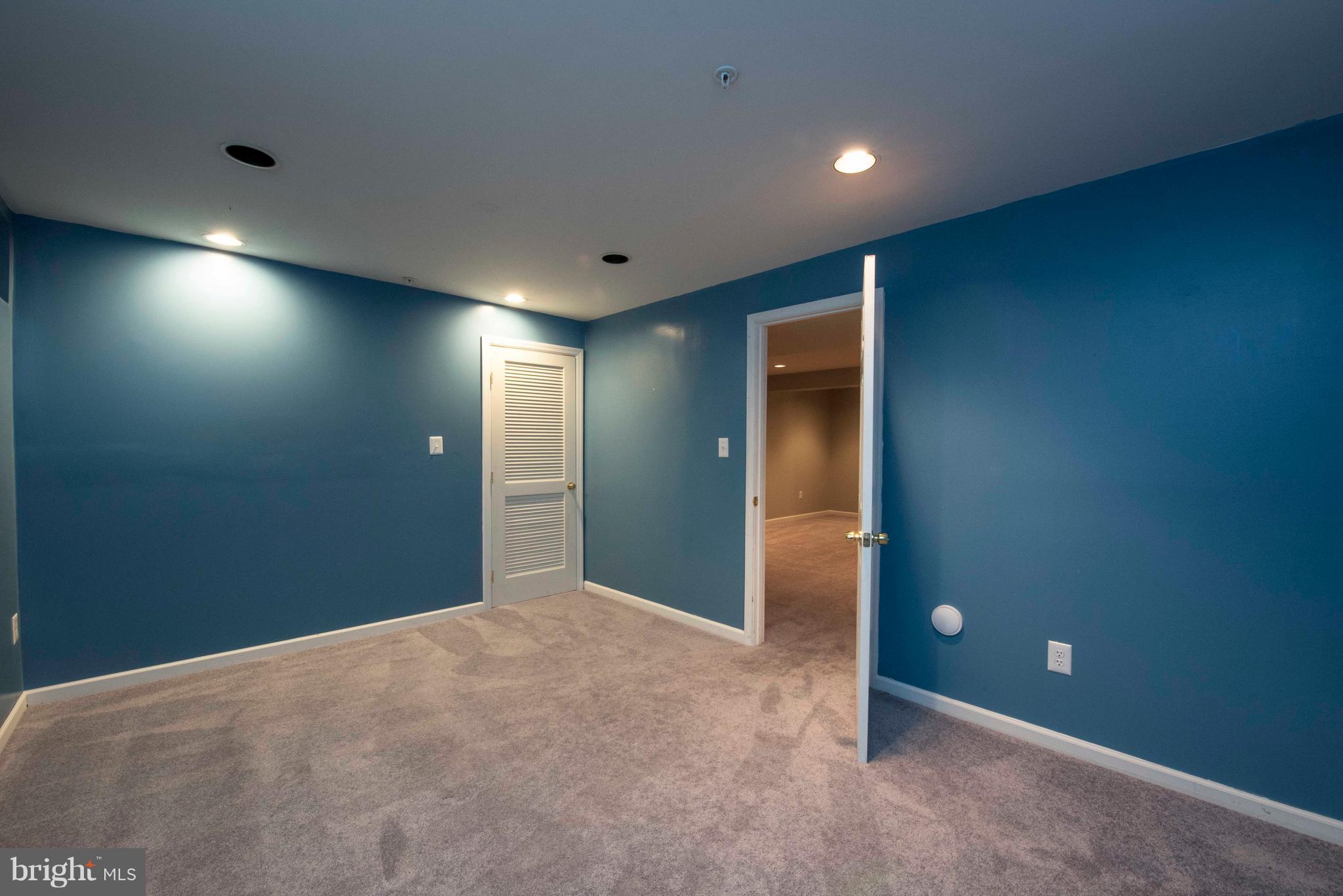 PINEY ORCHARD - Residential