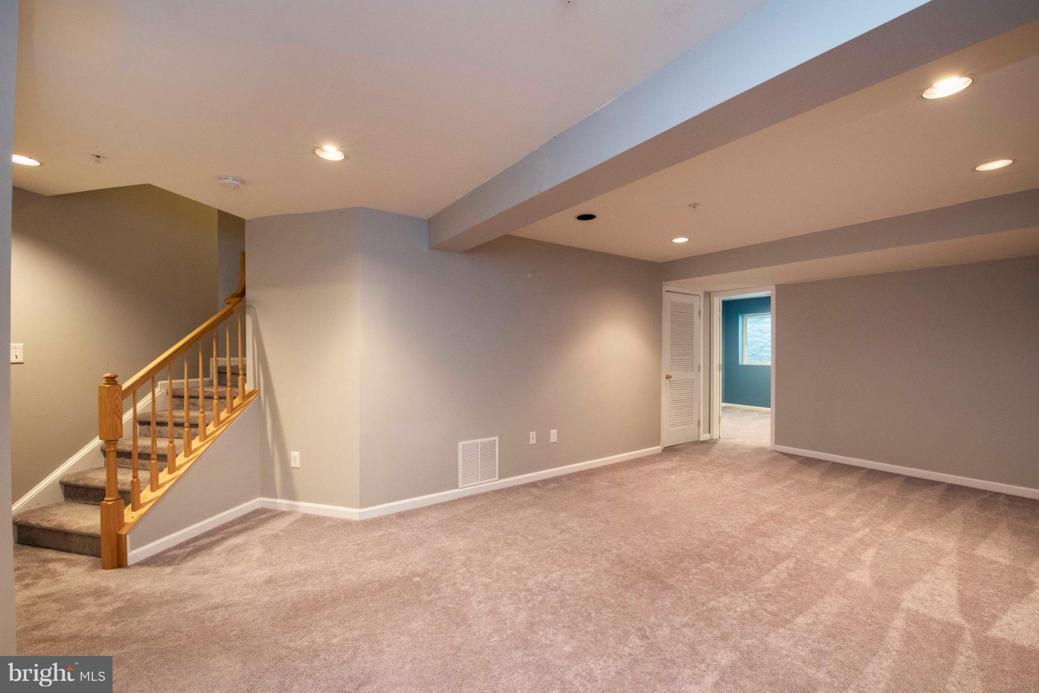 PINEY ORCHARD - Residential