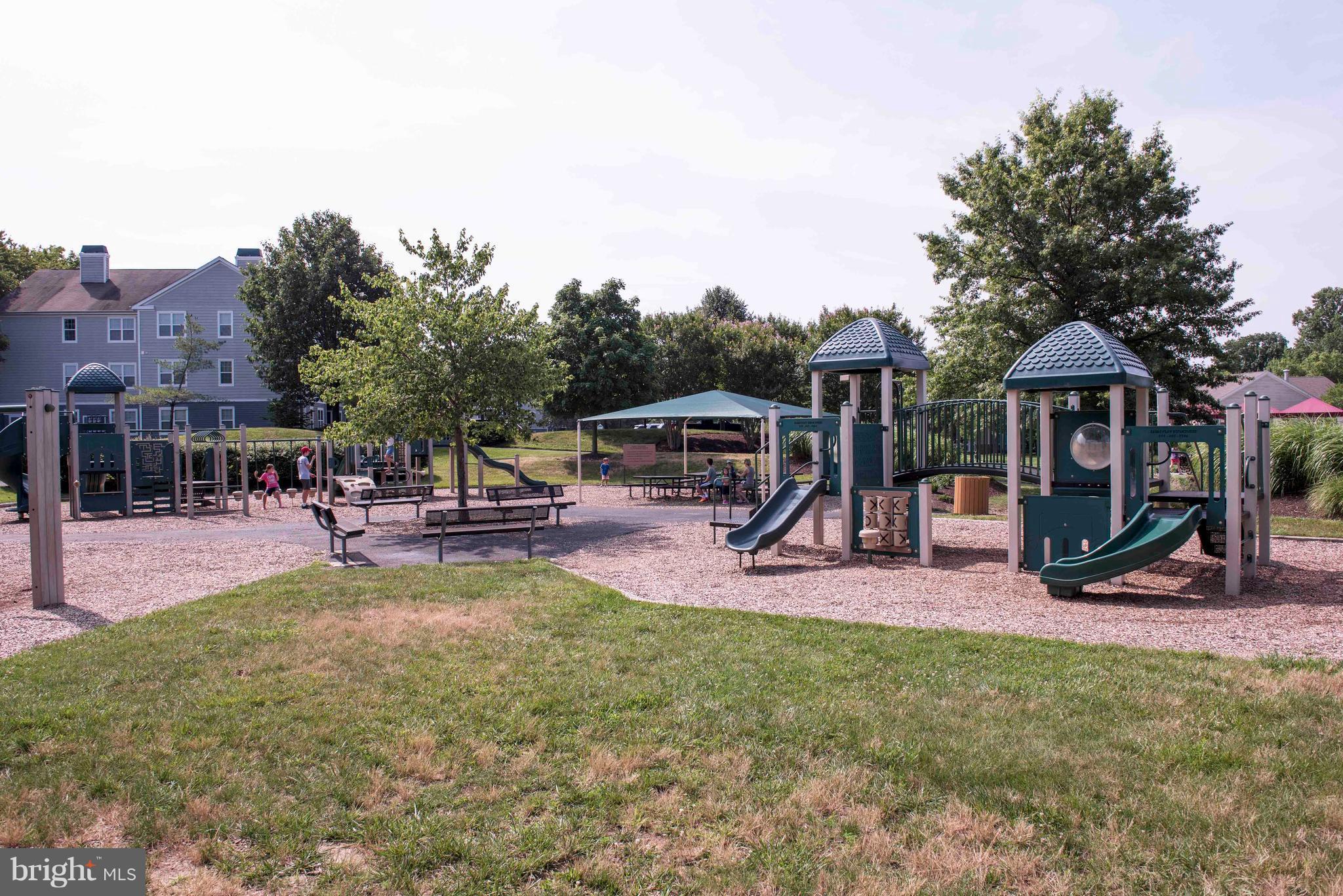 PINEY ORCHARD - Residential