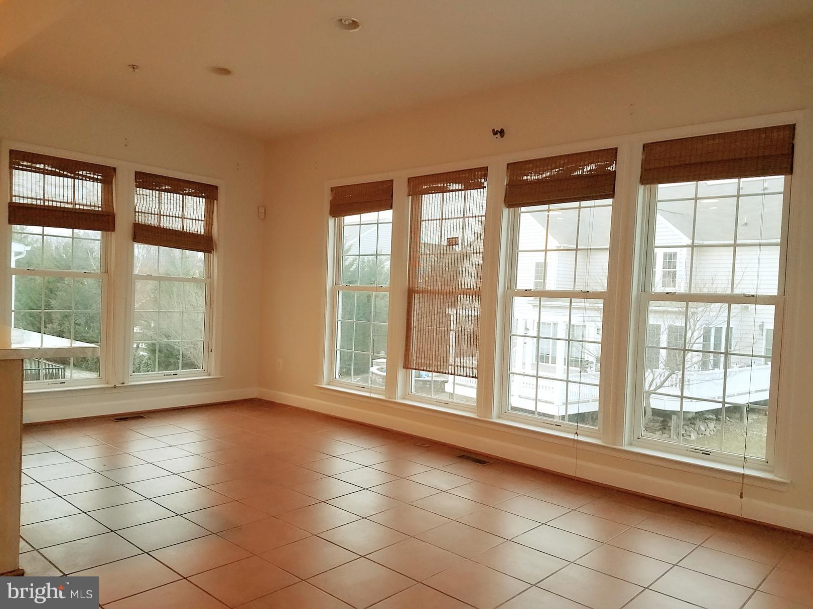 SUMMERFIELD CROSSING - Residential Lease