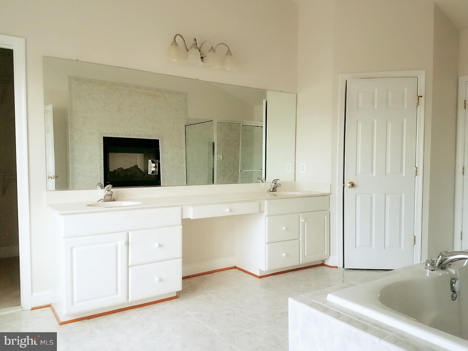 SUMMERFIELD CROSSING - Residential Lease