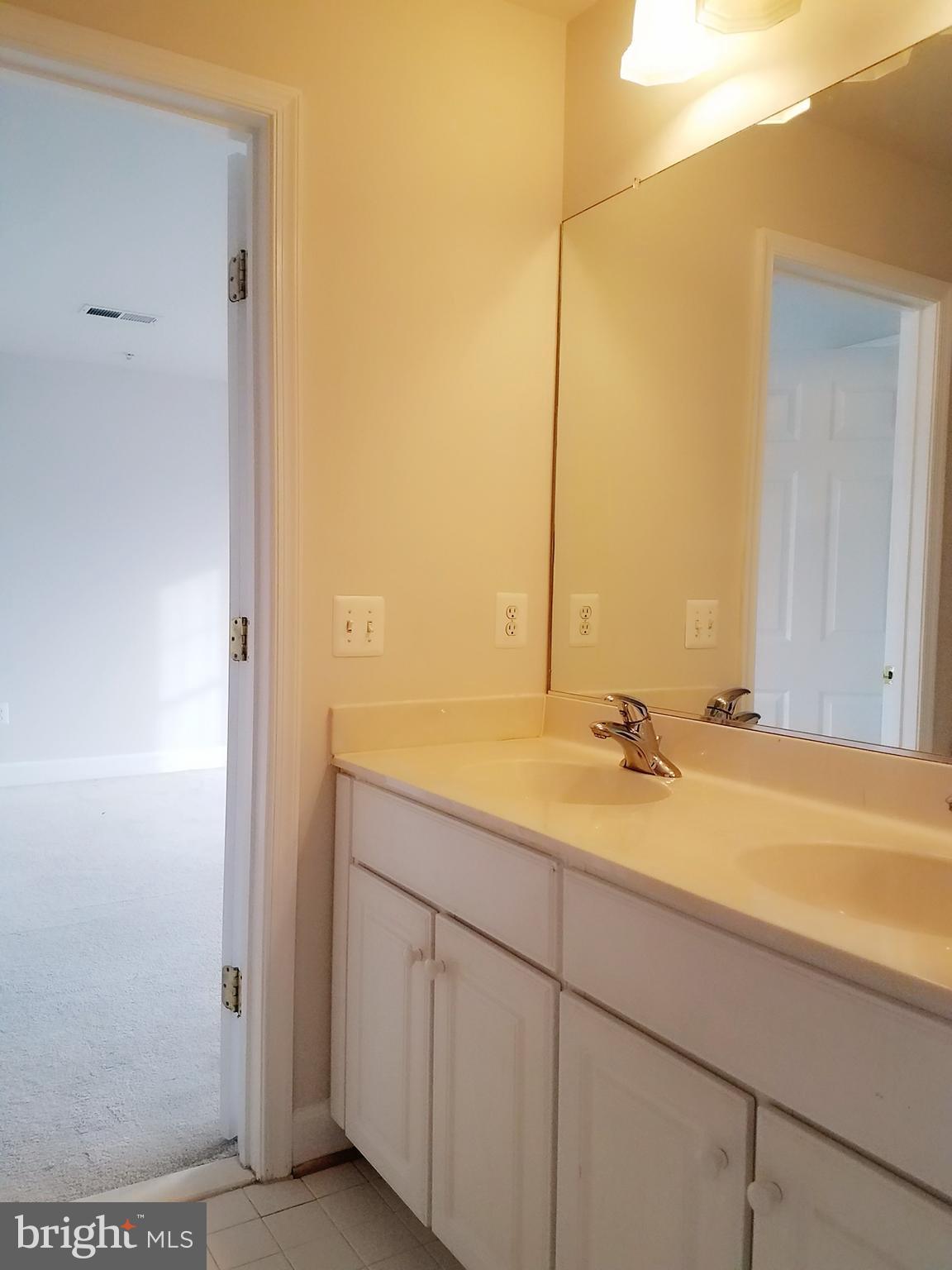 SUMMERFIELD CROSSING - Residential Lease