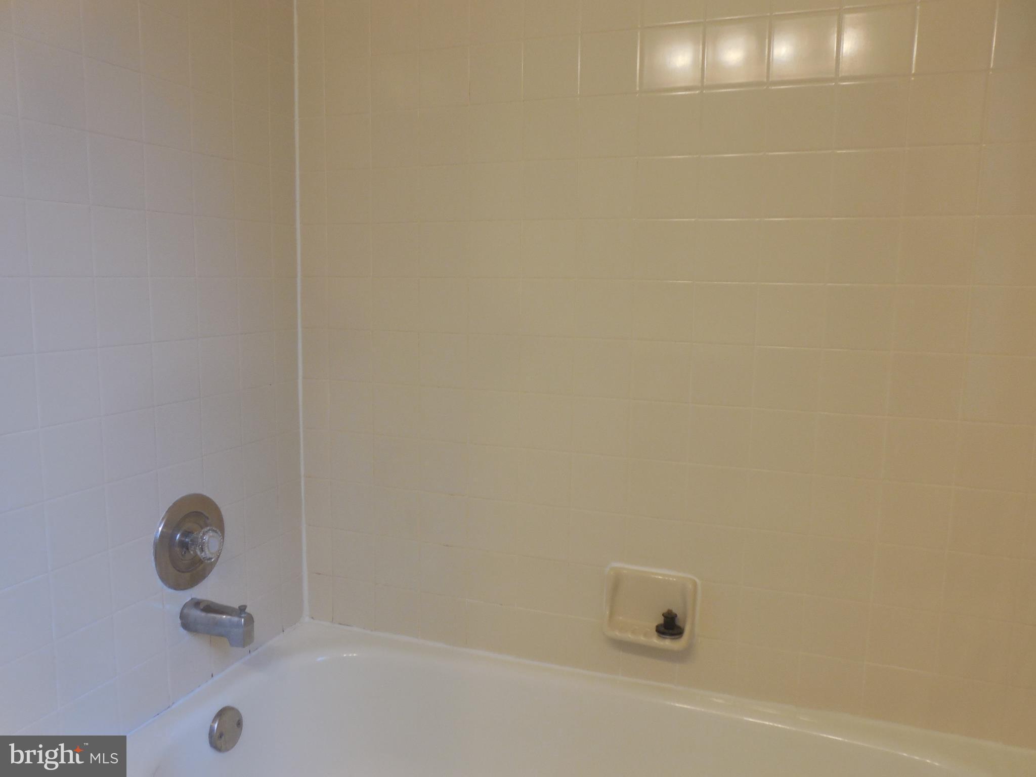 COLECROFT - Residential Lease