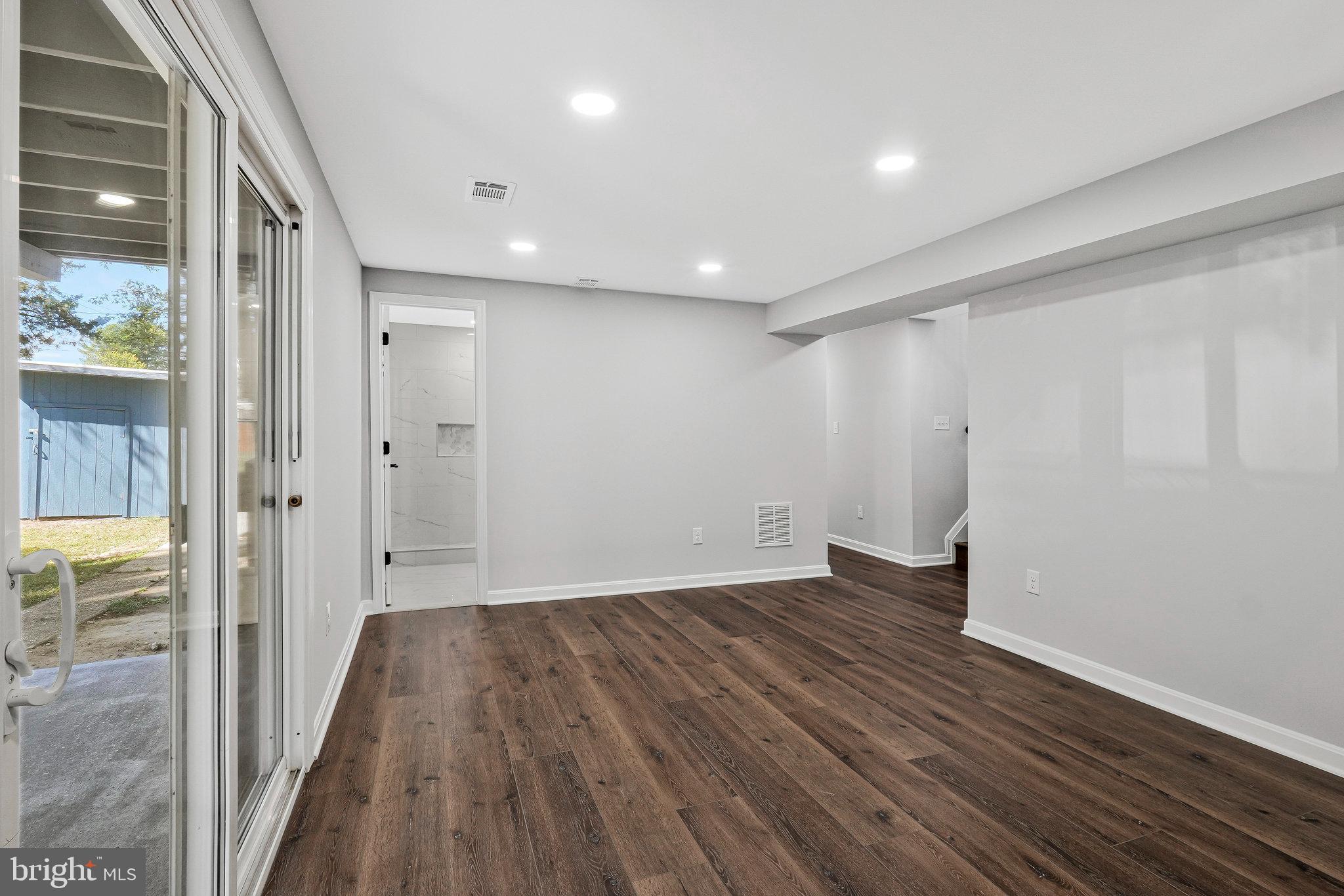 CARRINGTON - Residential