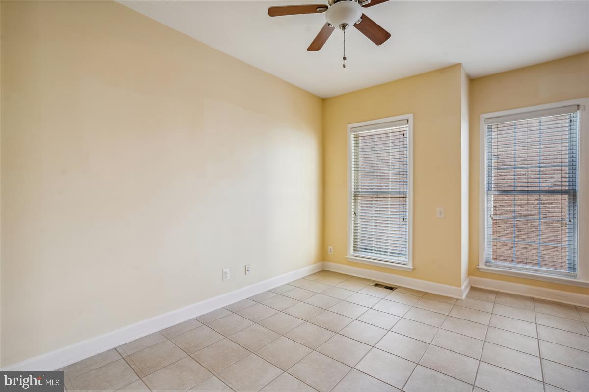 COPPERMINE CROSSING - Residential Lease