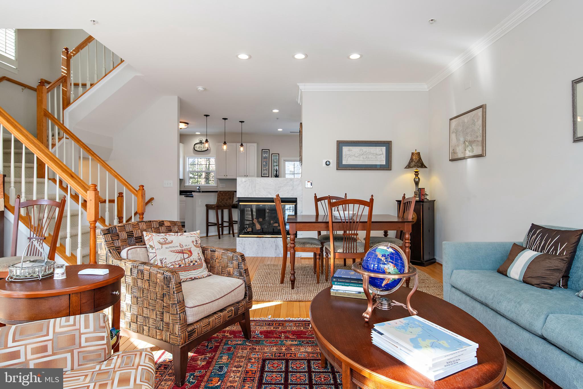 WATERS EDGE - Residential