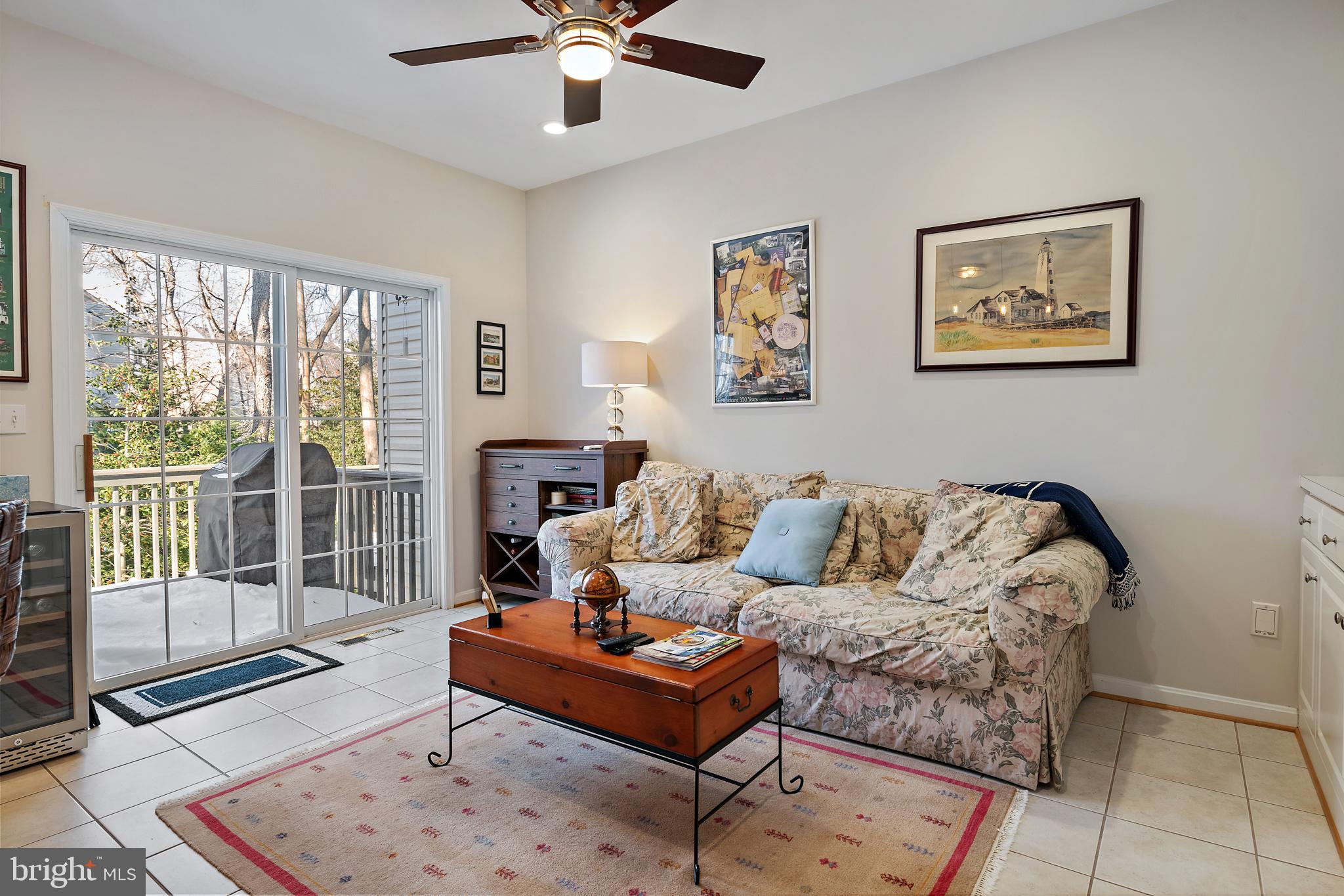 WATERS EDGE - Residential