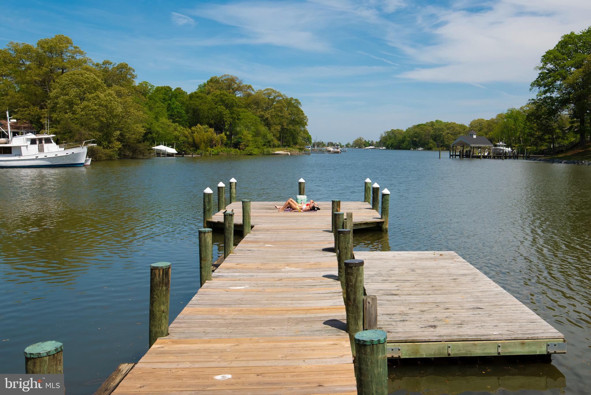 WATERS EDGE - Residential