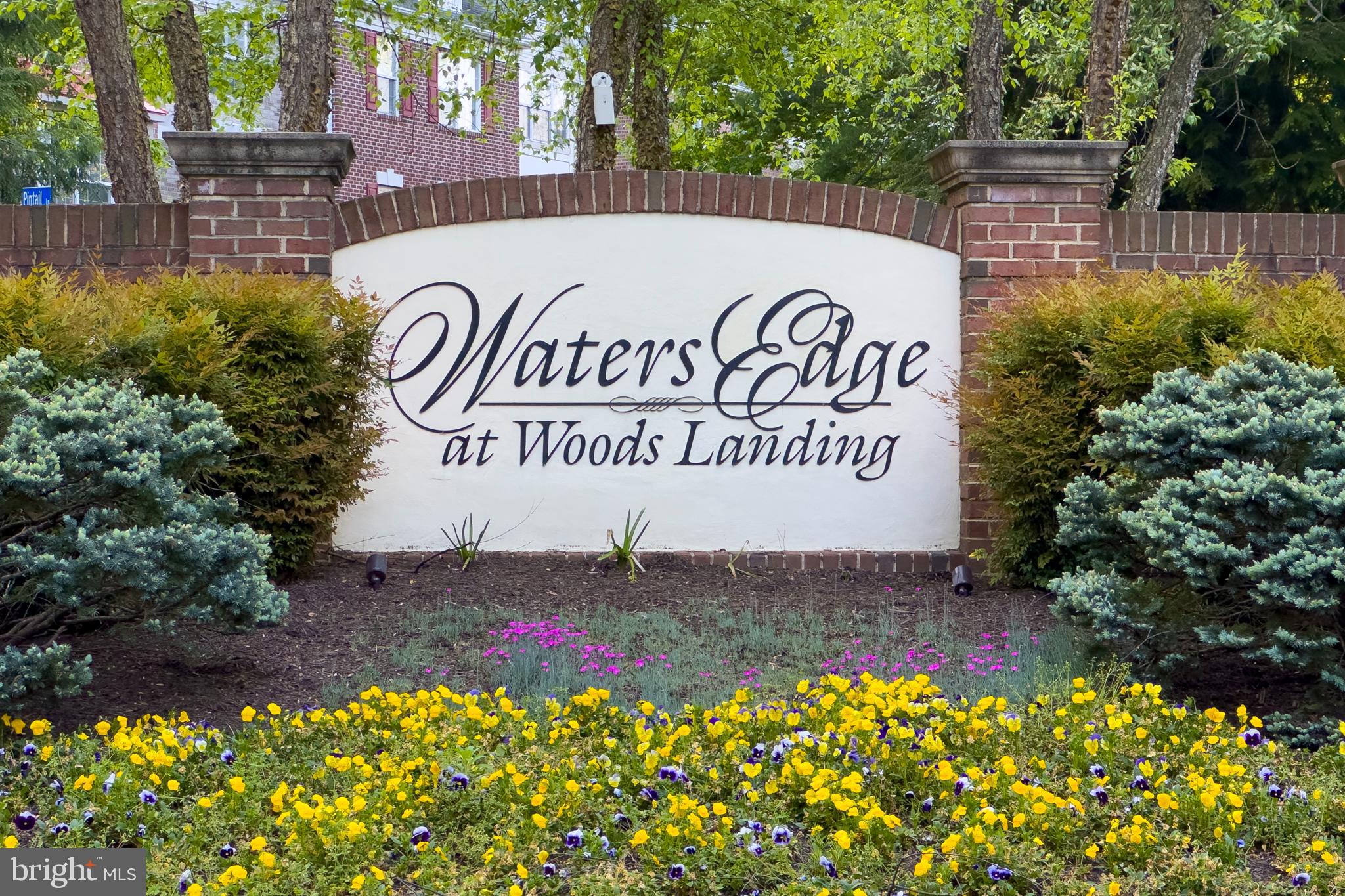 WATERS EDGE - Residential